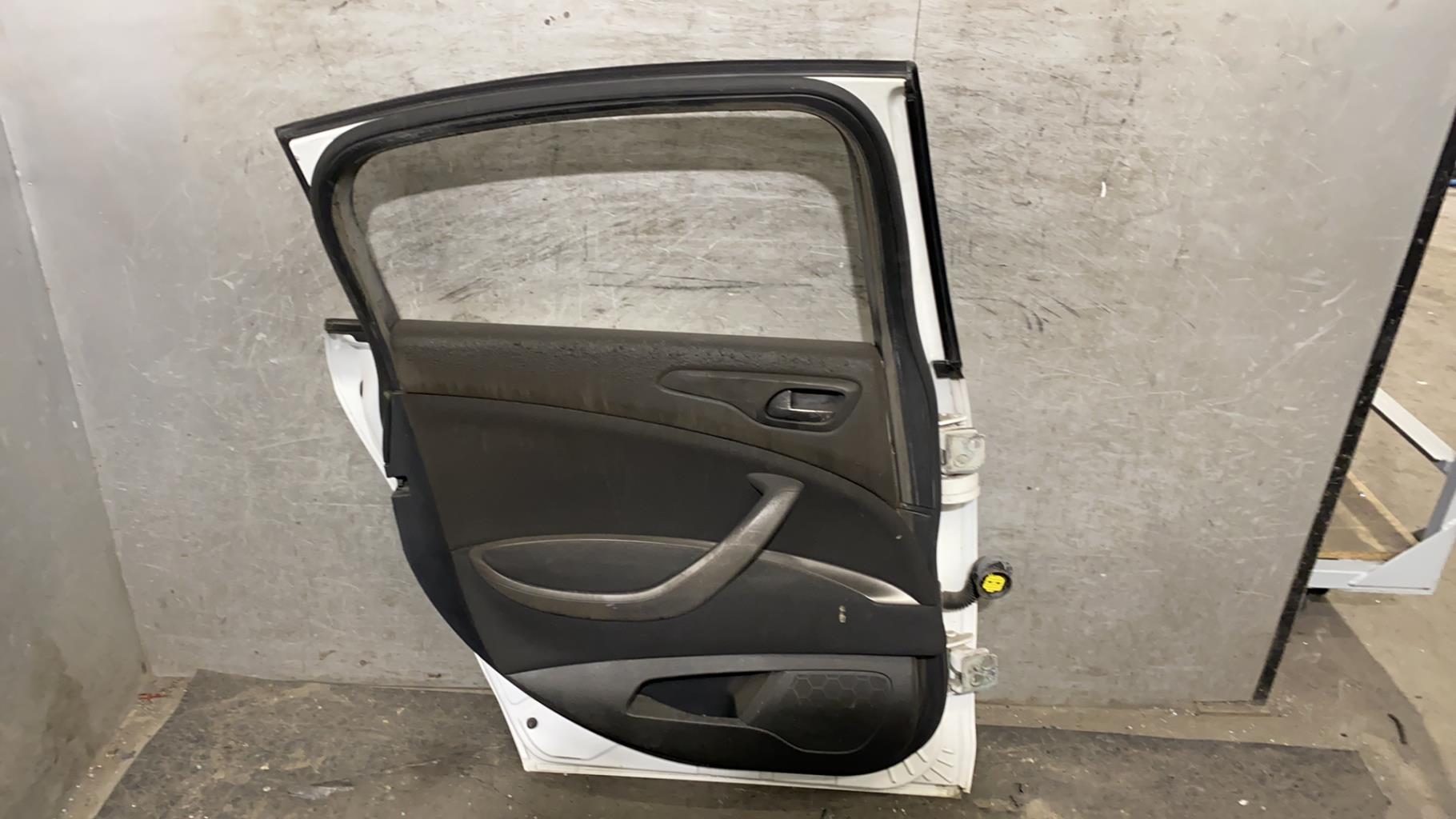Portiera posteriore sinistra CITROEN C5 2 Diésel - 1