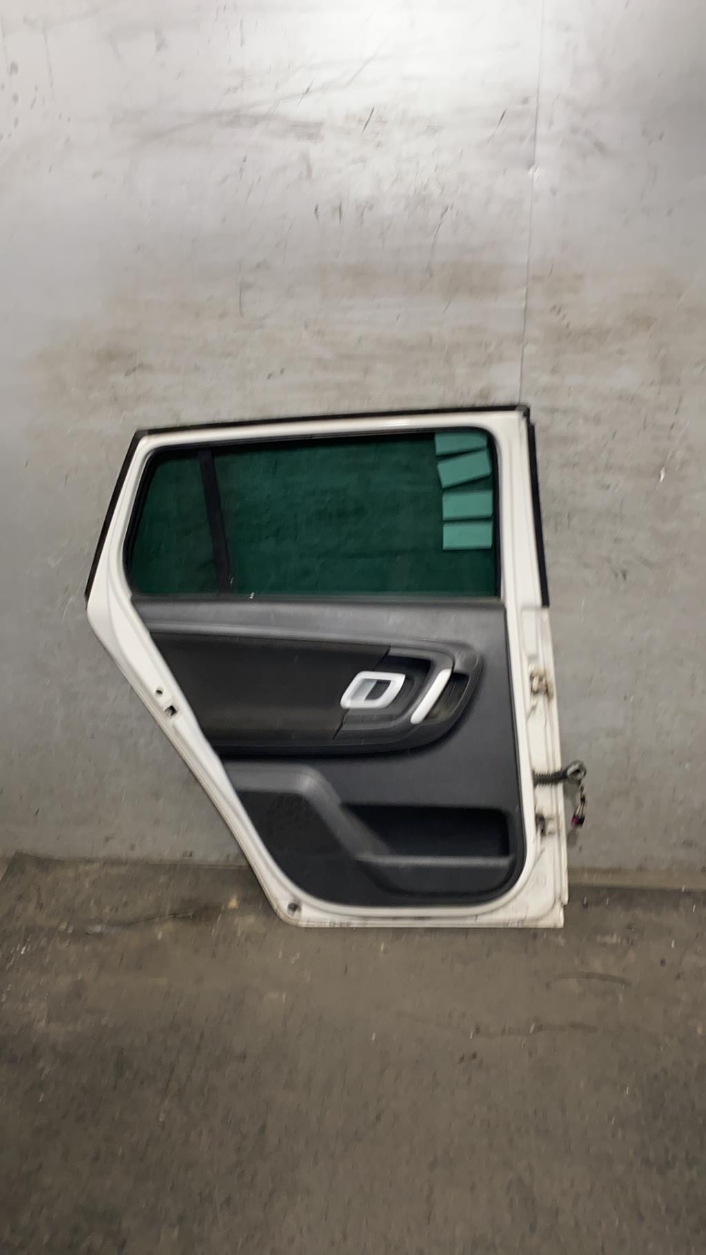 Portiera posteriore sinistra SKODA FABIA 2 PHASE 1 BREAK Diésel - 1