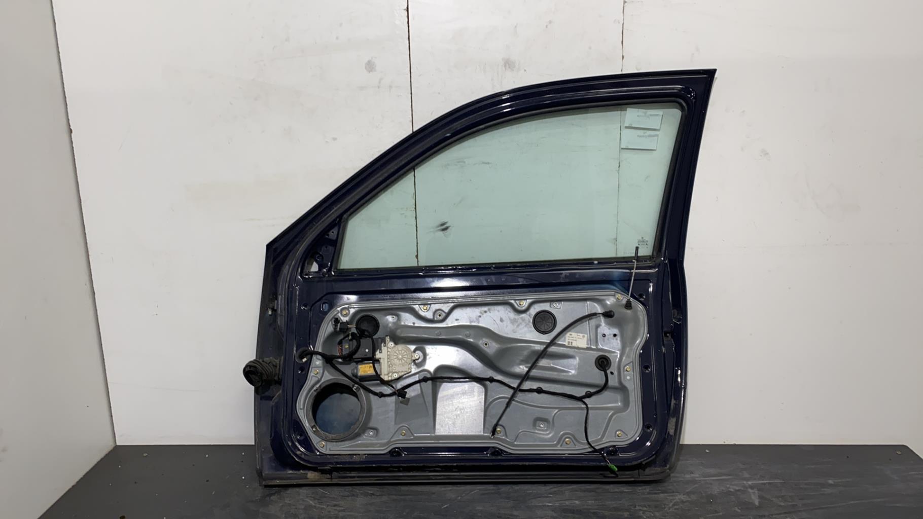 Portiera anteriore destra VOLKSWAGEN GOLF 4 Diésel - 1