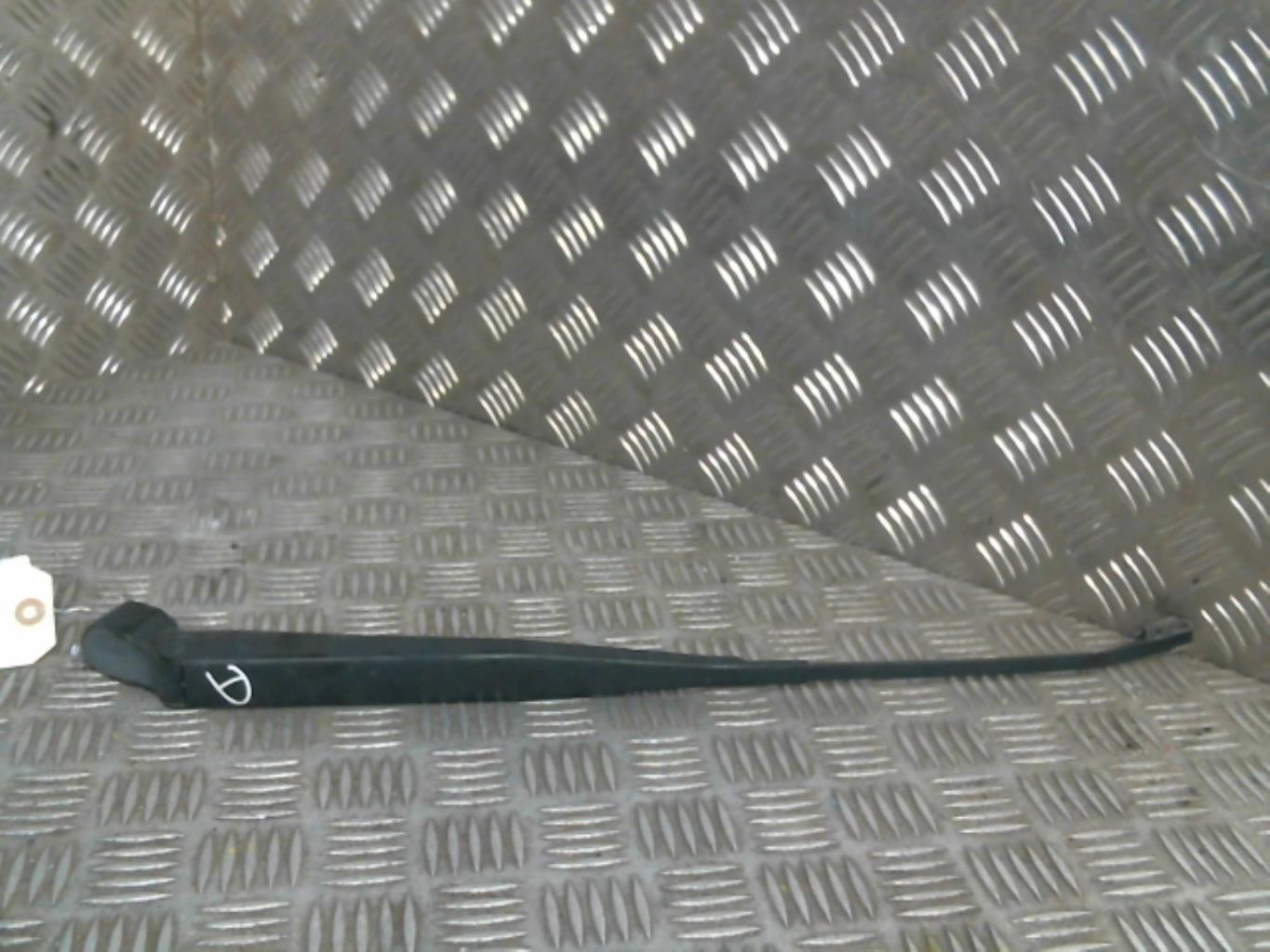 Braccio tergicristallo anteriore destro NISSAN TERRANO 2 PHASE 4 Diésel - 1