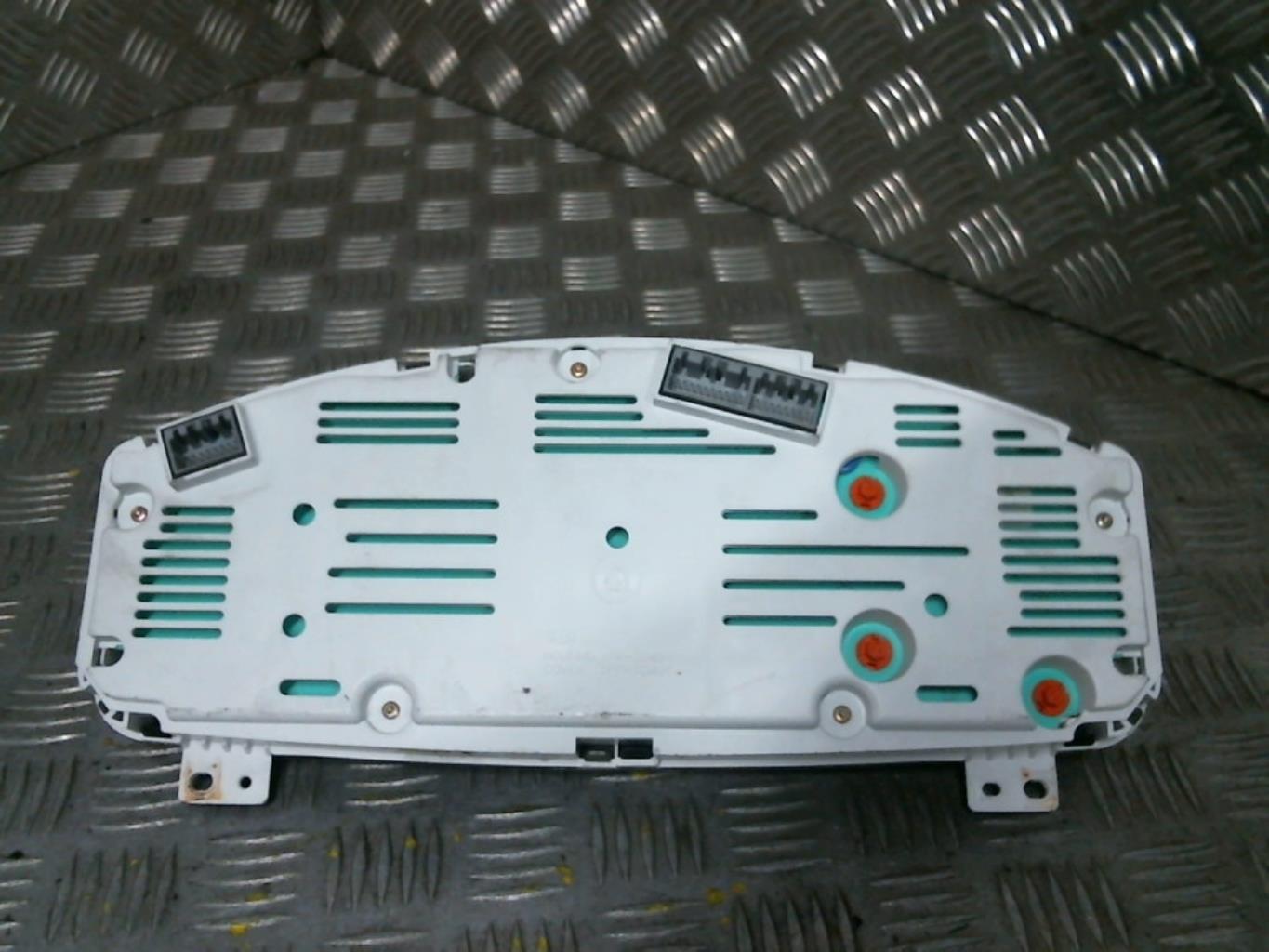 Compteur KIA SPORTAGE 2 PHASE 1 Diesel - 1