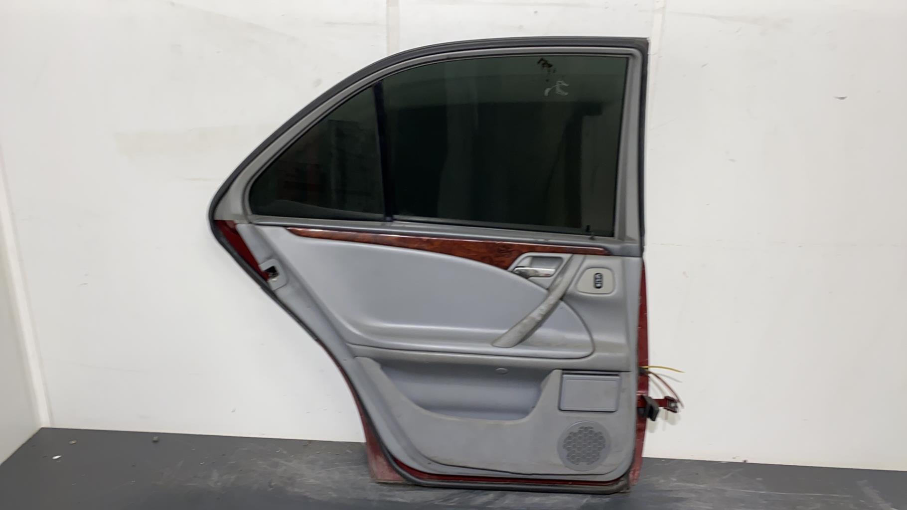 Portiera posteriore sinistra MERCEDES CLASSE E 210 PHASE 2 Diésel - 1