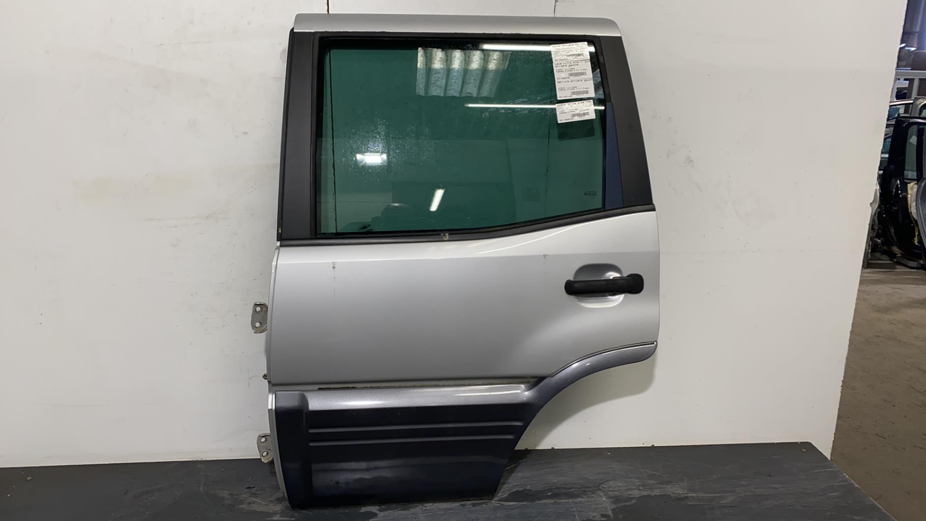 Portiera posteriore sinistra NISSAN TERRANO 2 PHASE 4 Diésel - 1