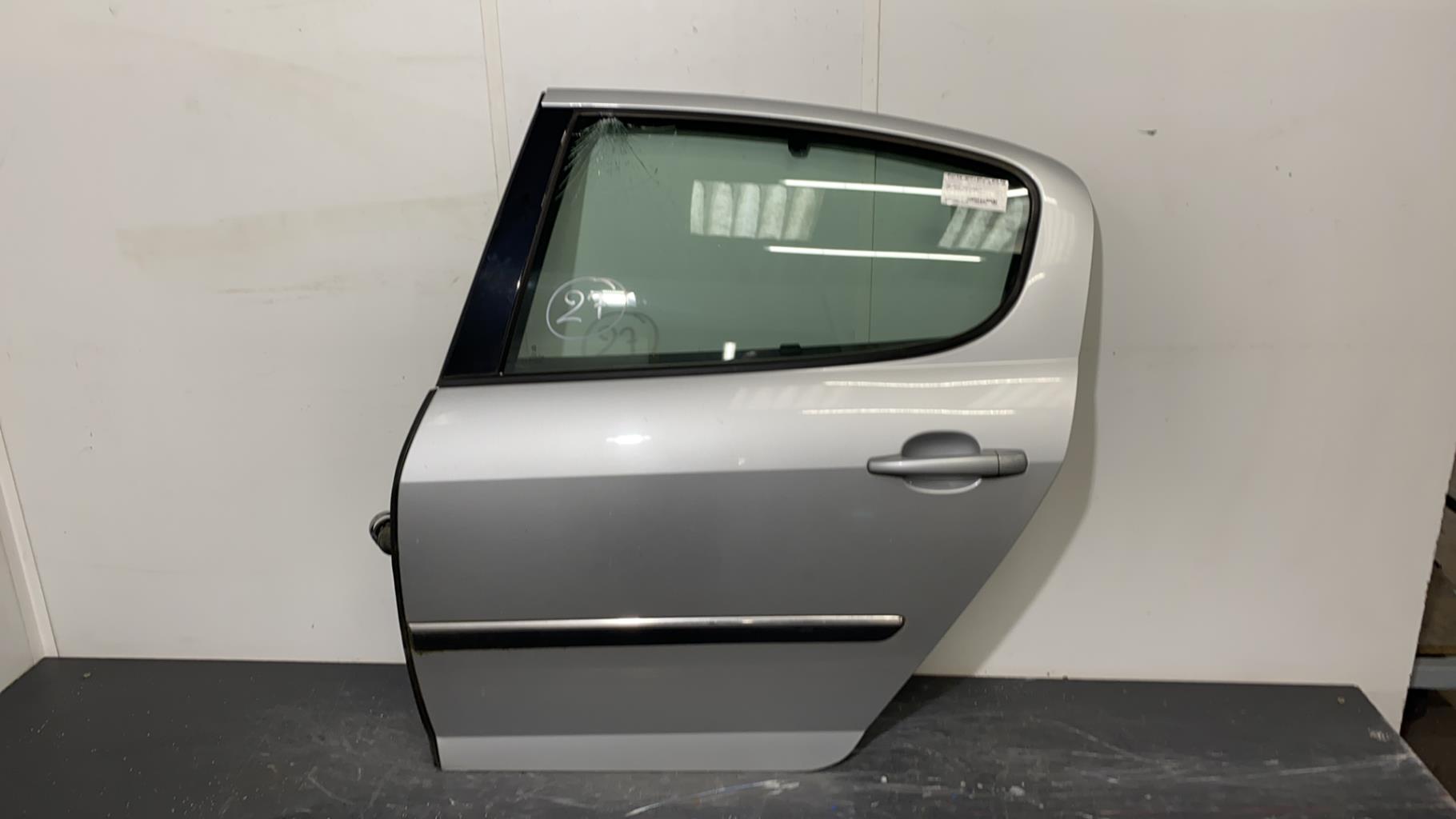 Portiera posteriore sinistra PEUGEOT 407 PHASE 1 Gasolina - 1