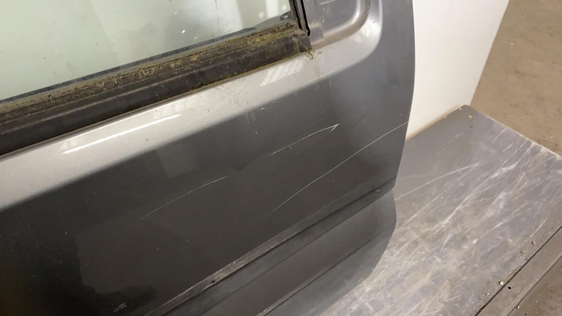 Puerta delantera derecha SUZUKI IGNIS 2 Diésel - 1