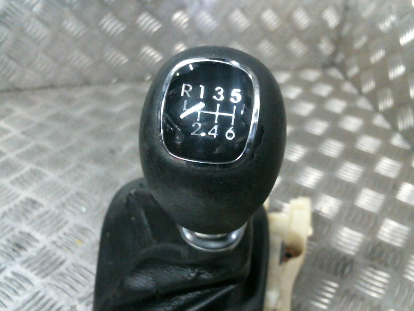 Levier de vitesses HYUNDAI I 30 1 PHASE 2 Diesel - 1