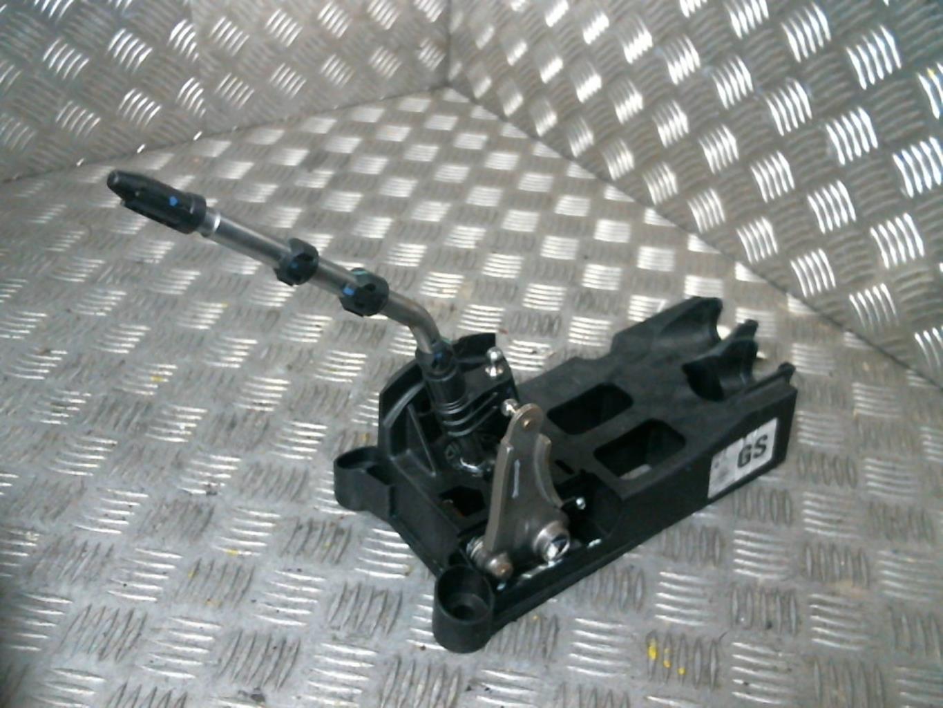 Levier de vitesses RENAULT SCENIC 3 PHASE 3 Diesel - 1