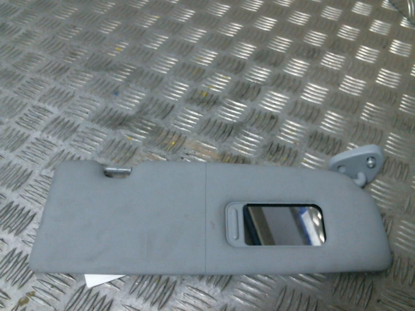 Visiera parasole destra BMW SERIE 1 E87 PHASE 1 Diésel - 1