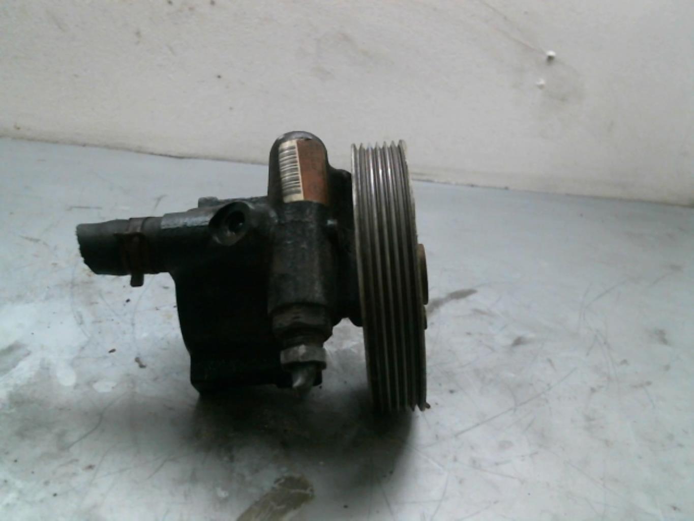 Pompe de direction RENAULT LAGUNA 1 PHASE 2 Essence - 1