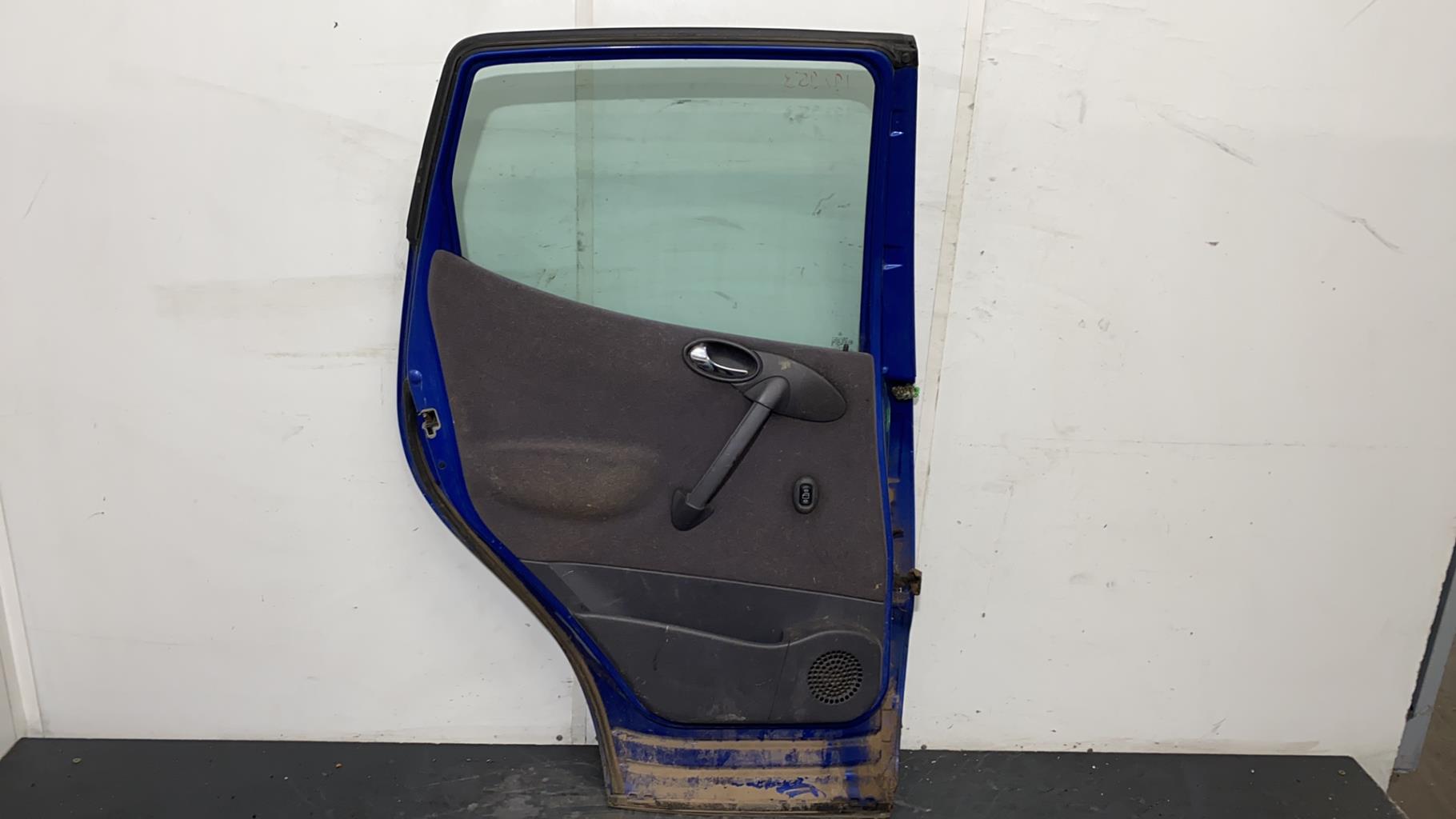 Portiera posteriore sinistra MERCEDES CLASSE A 168 PHASE 1 Diésel - 1
