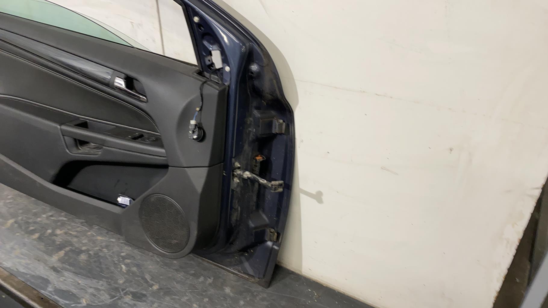 Portiera anteriore sinistra OPEL ASTRA H GTC PHASE 1 Diésel - 1