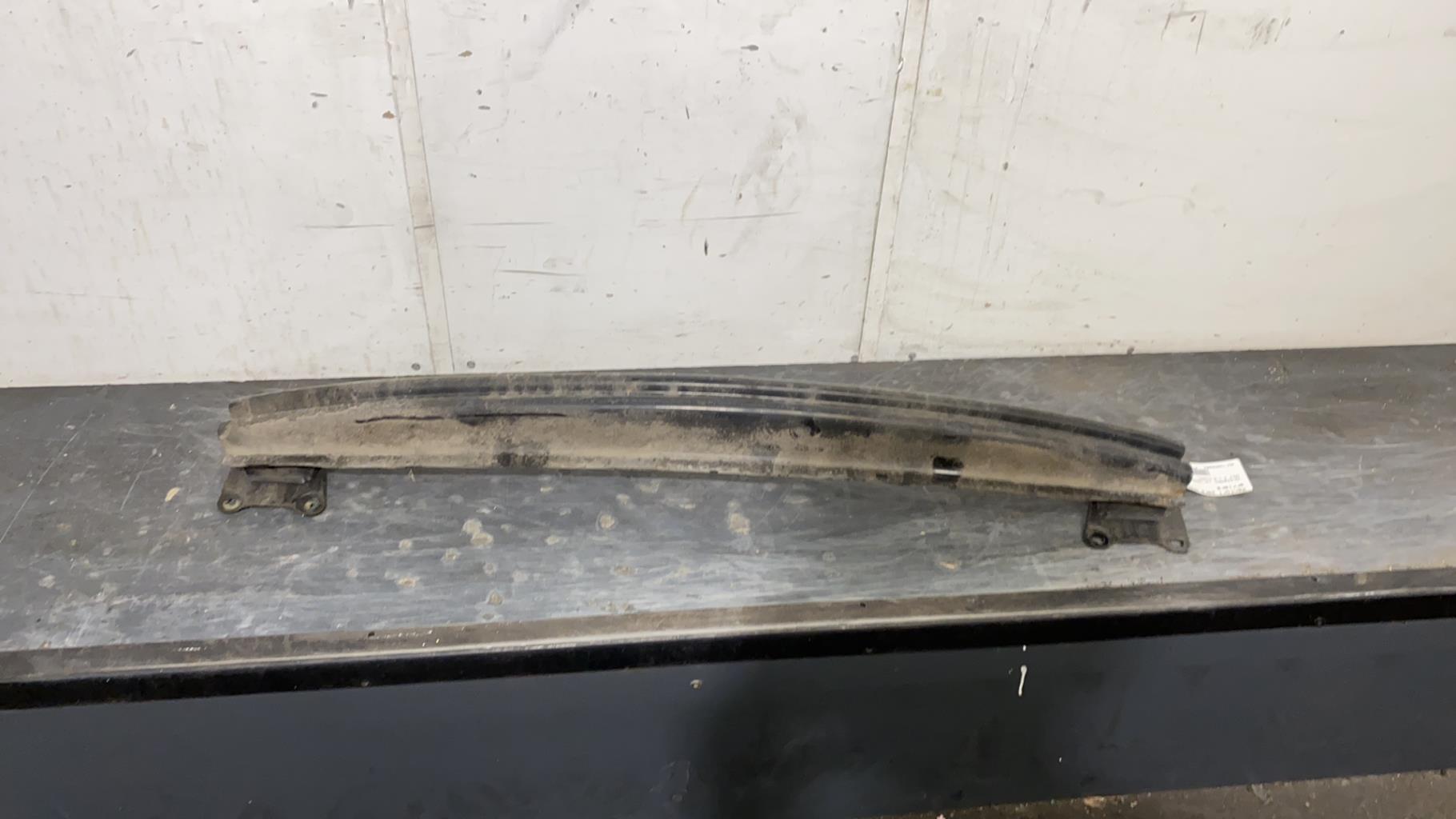 Traversa rinforzo paraurti posteriore VOLKSWAGEN GOLF 5 Diésel - 1