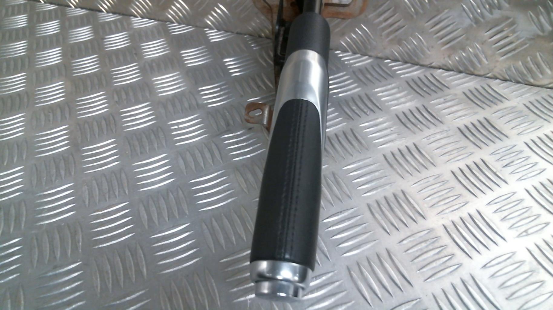 Levier frein à main PEUGEOT 208 1 PHASE 1 Diesel - 1