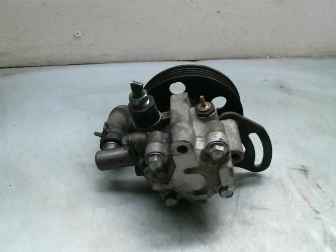 Pompe de direction CHEVROLET AVEO 1 Essence - 1