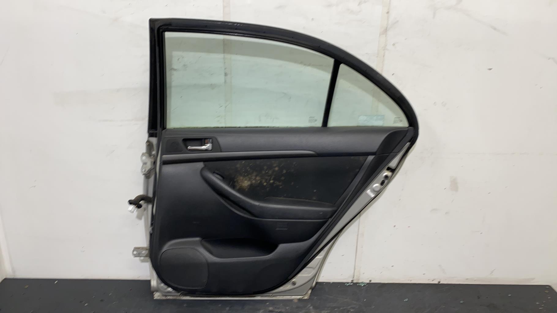 Portiera posteriore destra TOYOTA AVENSIS 2 PHASE 1 Diésel - 1