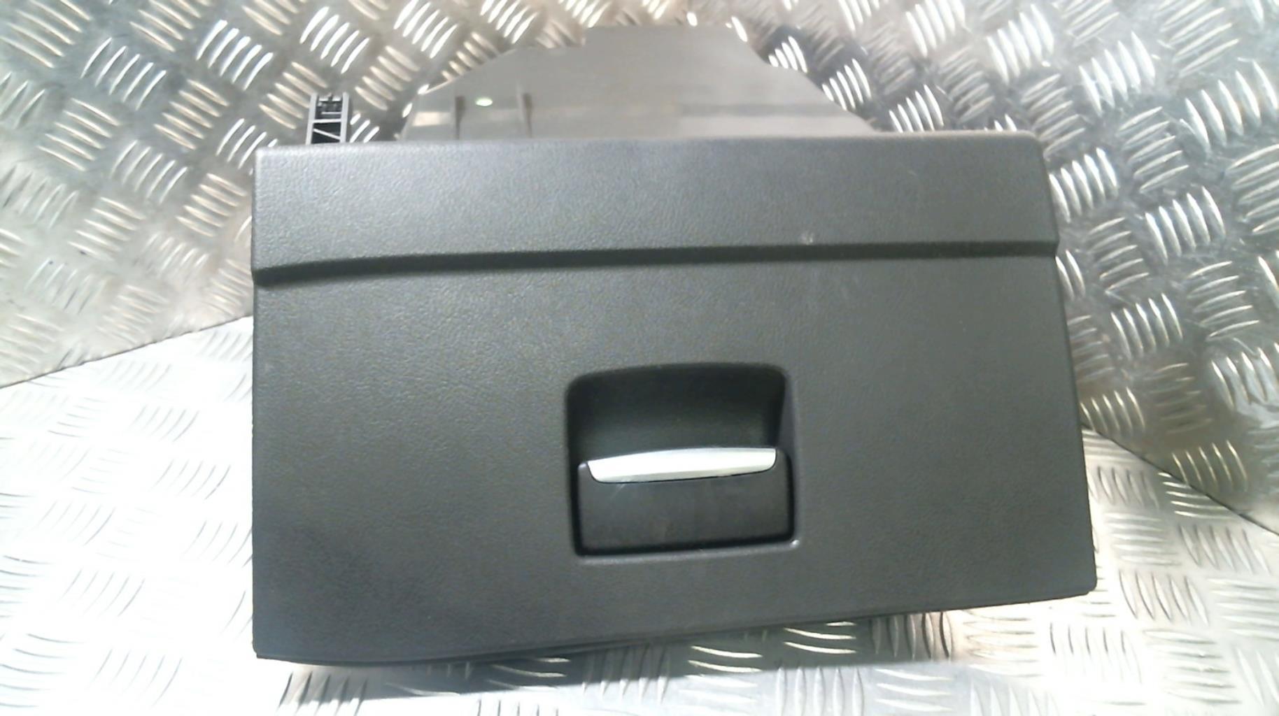 Guantera FORD MONDEO 3 PHASE 1 Diésel - 1