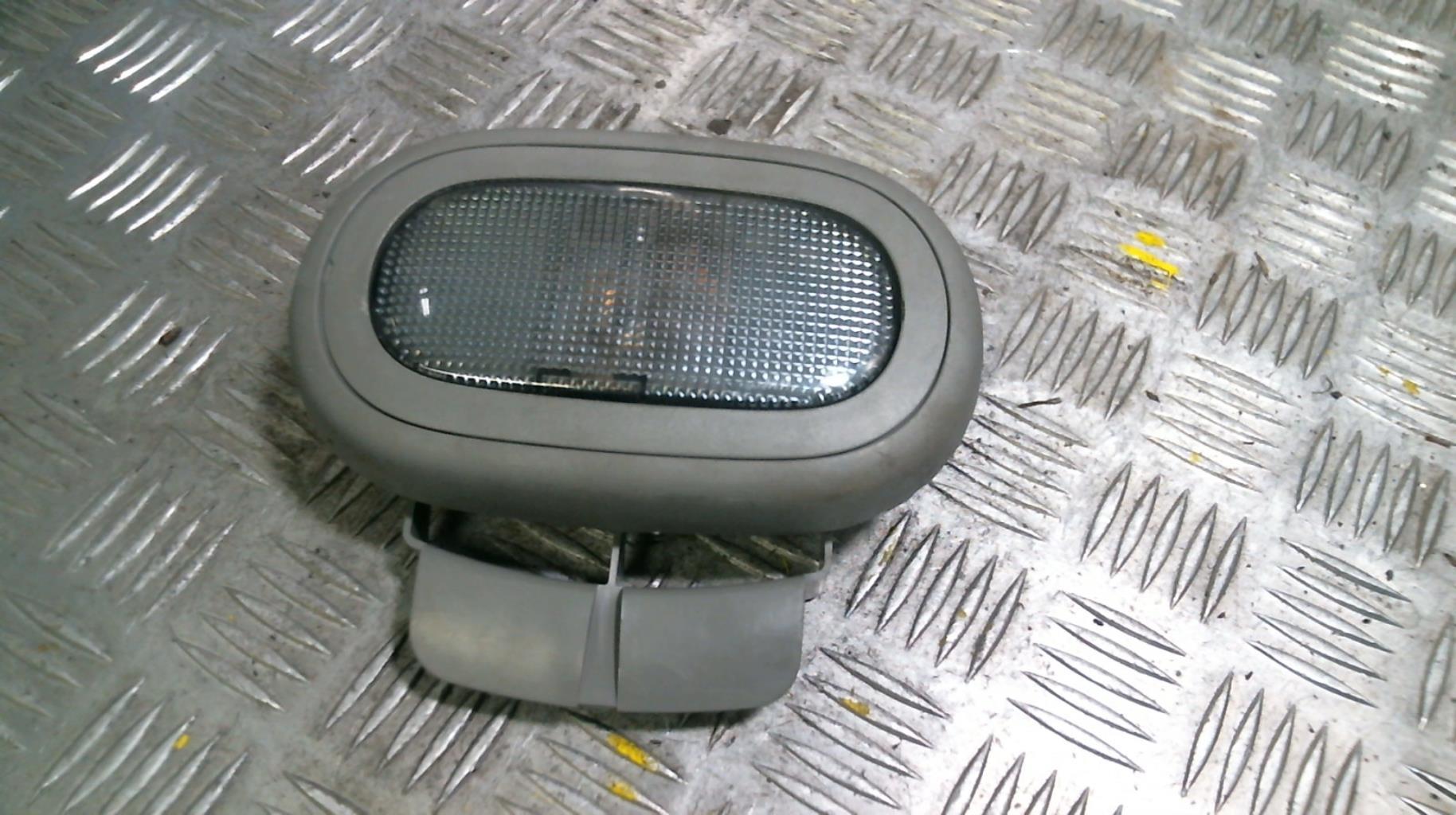 Eclairage de plafonnier RENAULT CLIO 2 CAMPUS PHASE 1 Diesel - 1