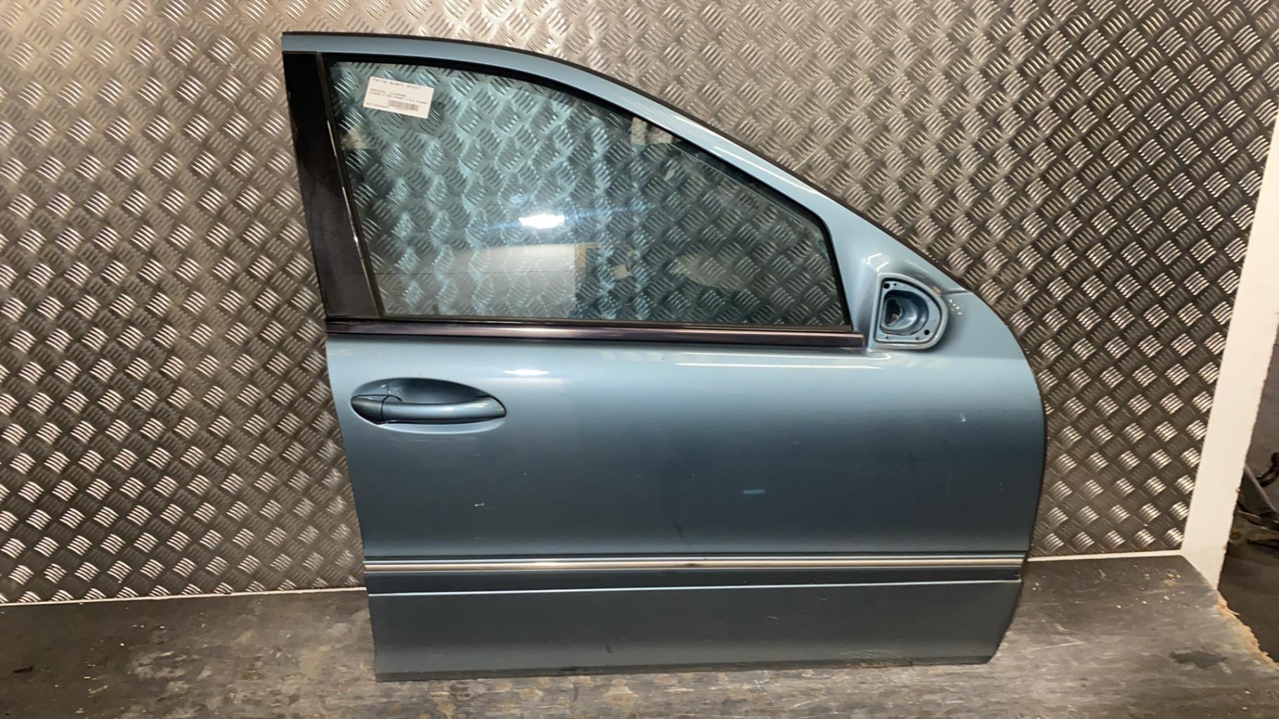 Portiera anteriore destra MERCEDES CLASSE C 203 PHASE 1 Diésel - 1