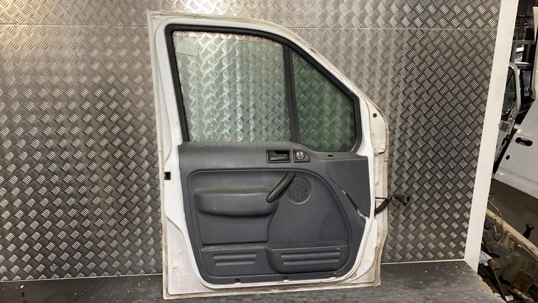 Porte avant gauche FORD TRANSIT CONNECT 1 PHASE 2 Diesel - 1