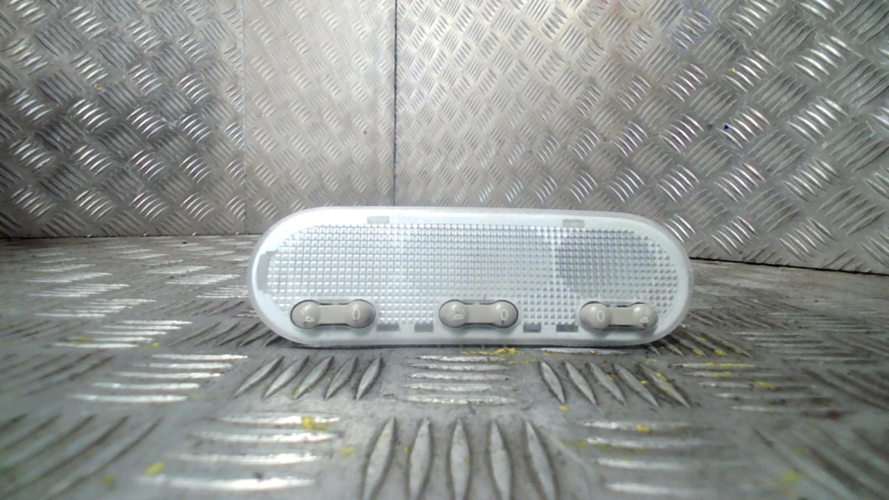 Luce di cortesia NISSAN MICRA 4 PHASE 2 Gasolina - 1