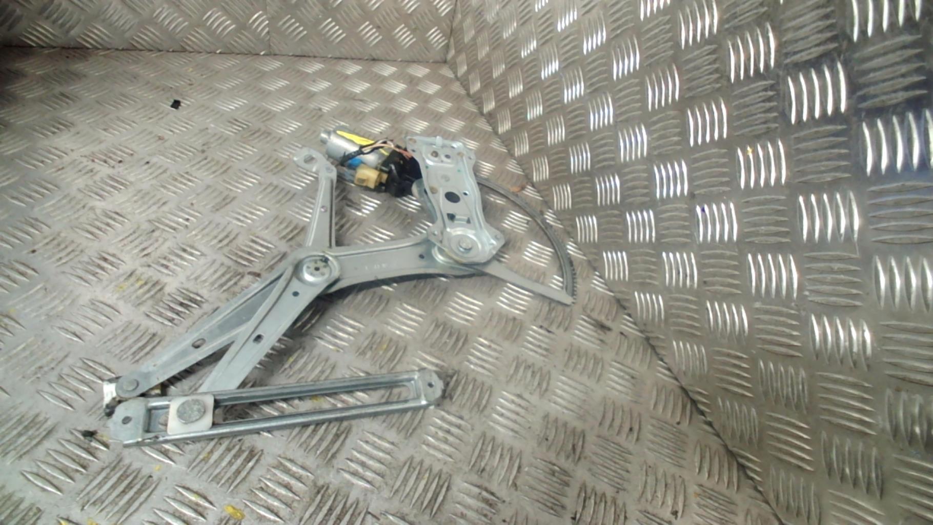 Alzacristalli elettrico anteriore destro MERCEDES CLASSE M 163 PHASE 1 Diésel - 1
