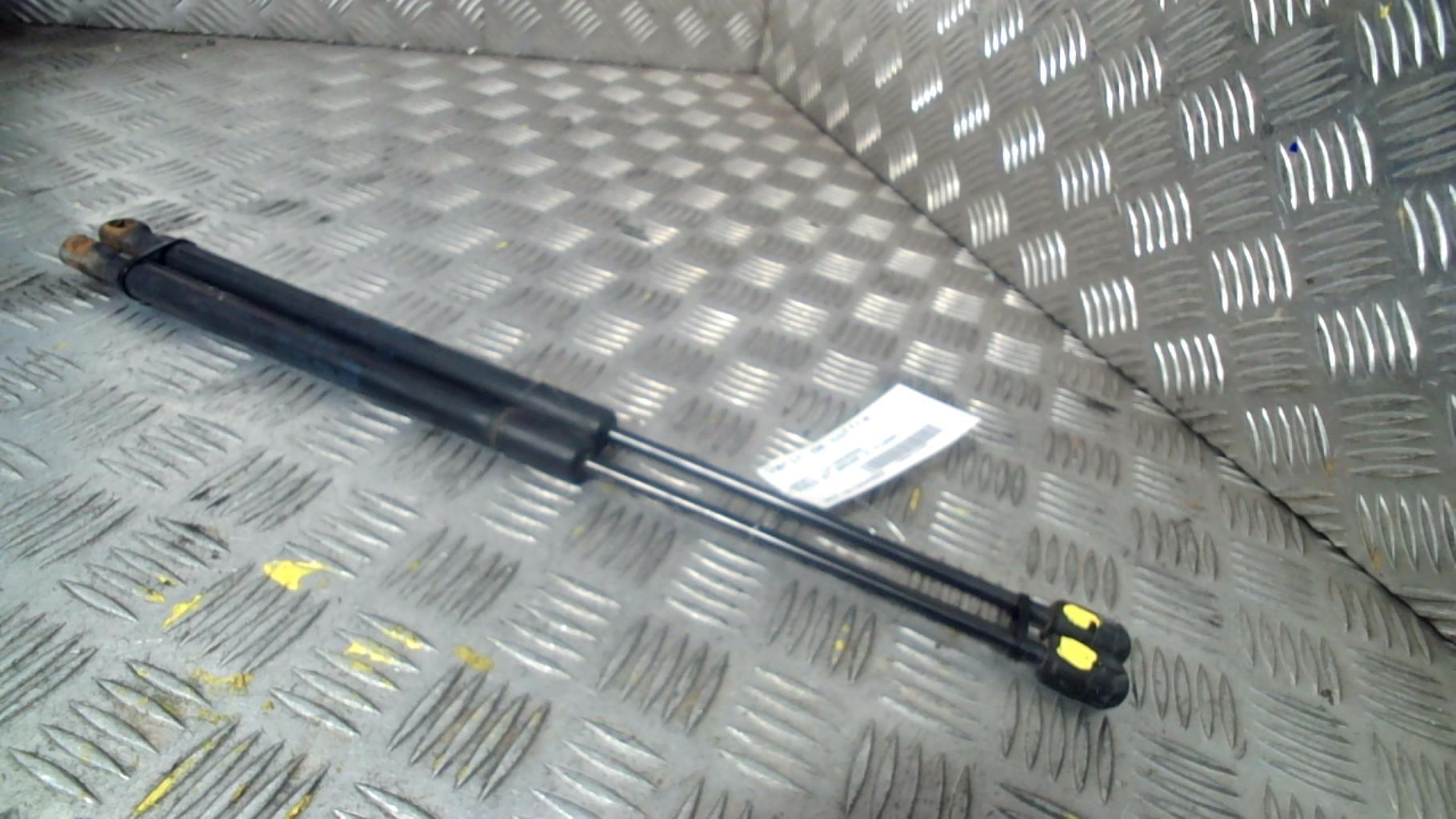 Verin de coffre SEAT EXEO ST BREAK Diesel - 1