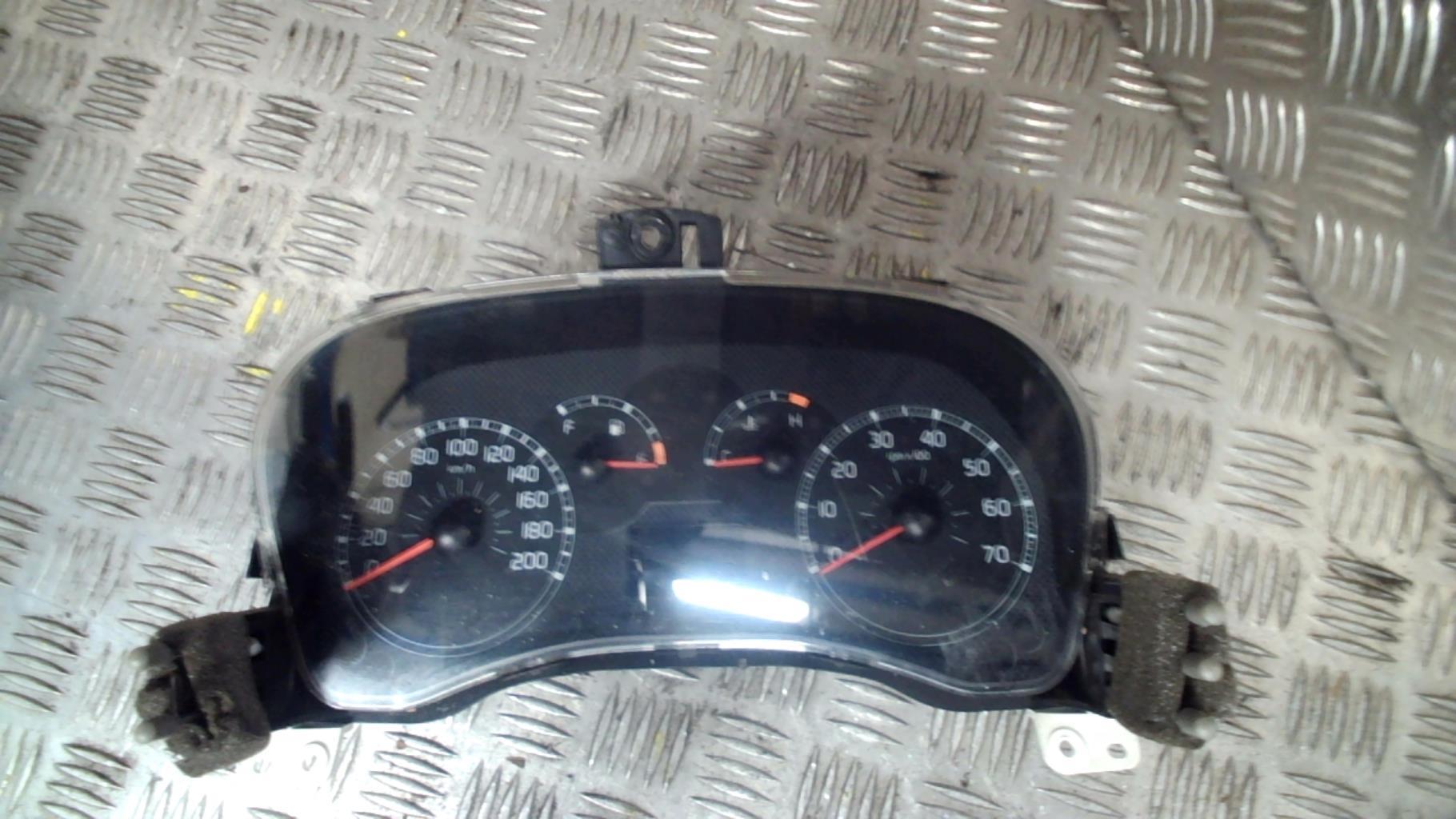 Compteur FIAT PANDA 2 PHASE 1 Essence - 1