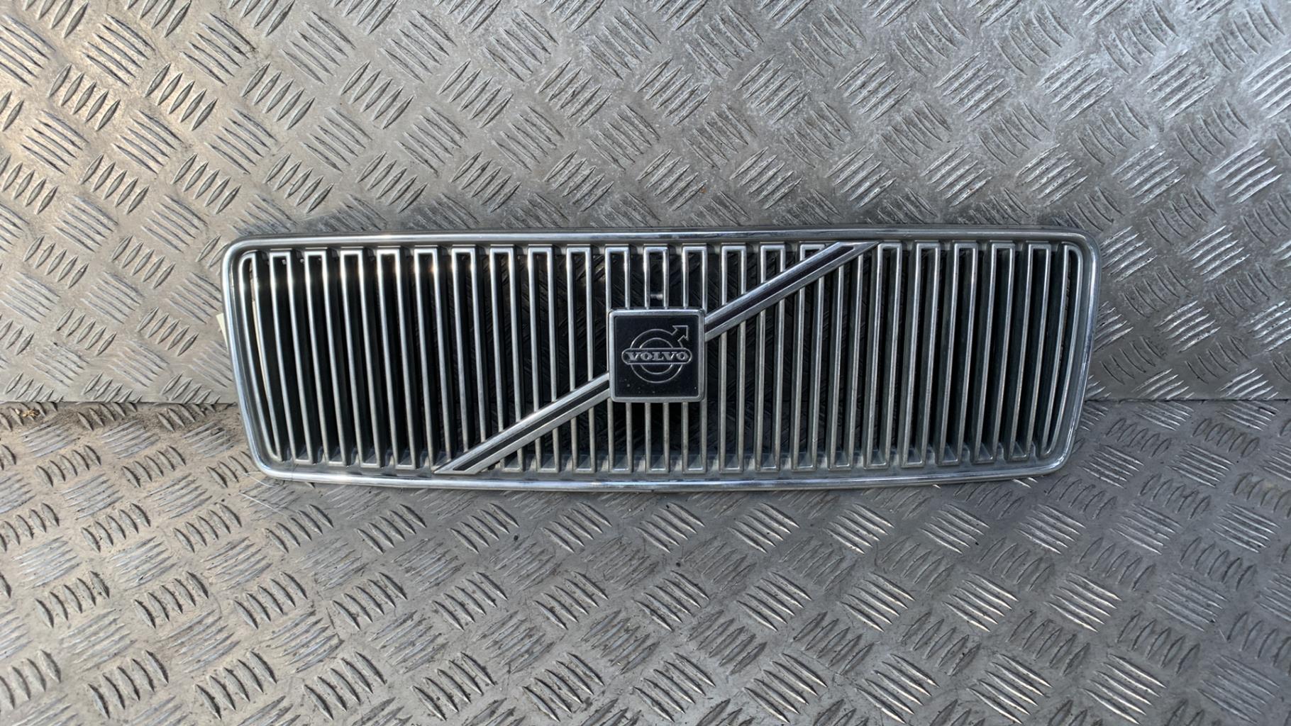 Calandre VOLVO 850 PHASE 2 Diesel - 1