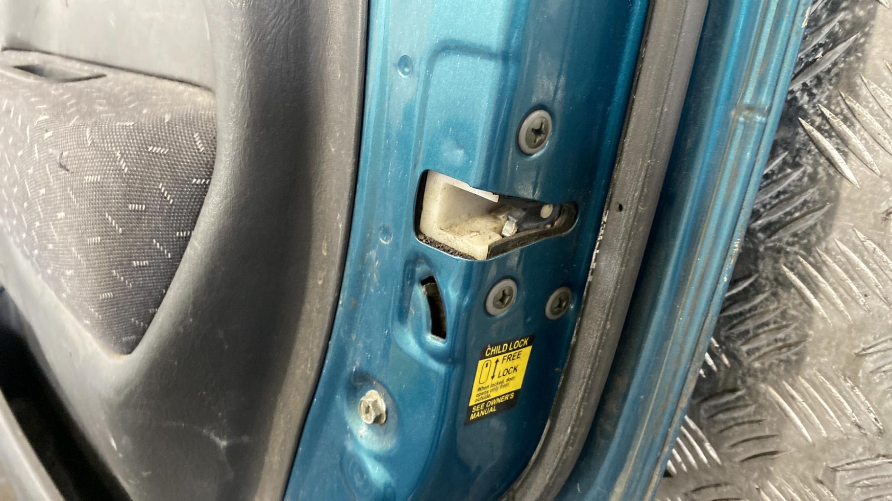 Puerta trasera derecha SUZUKI WAGON-R PHASE 2 Gasolina - 1