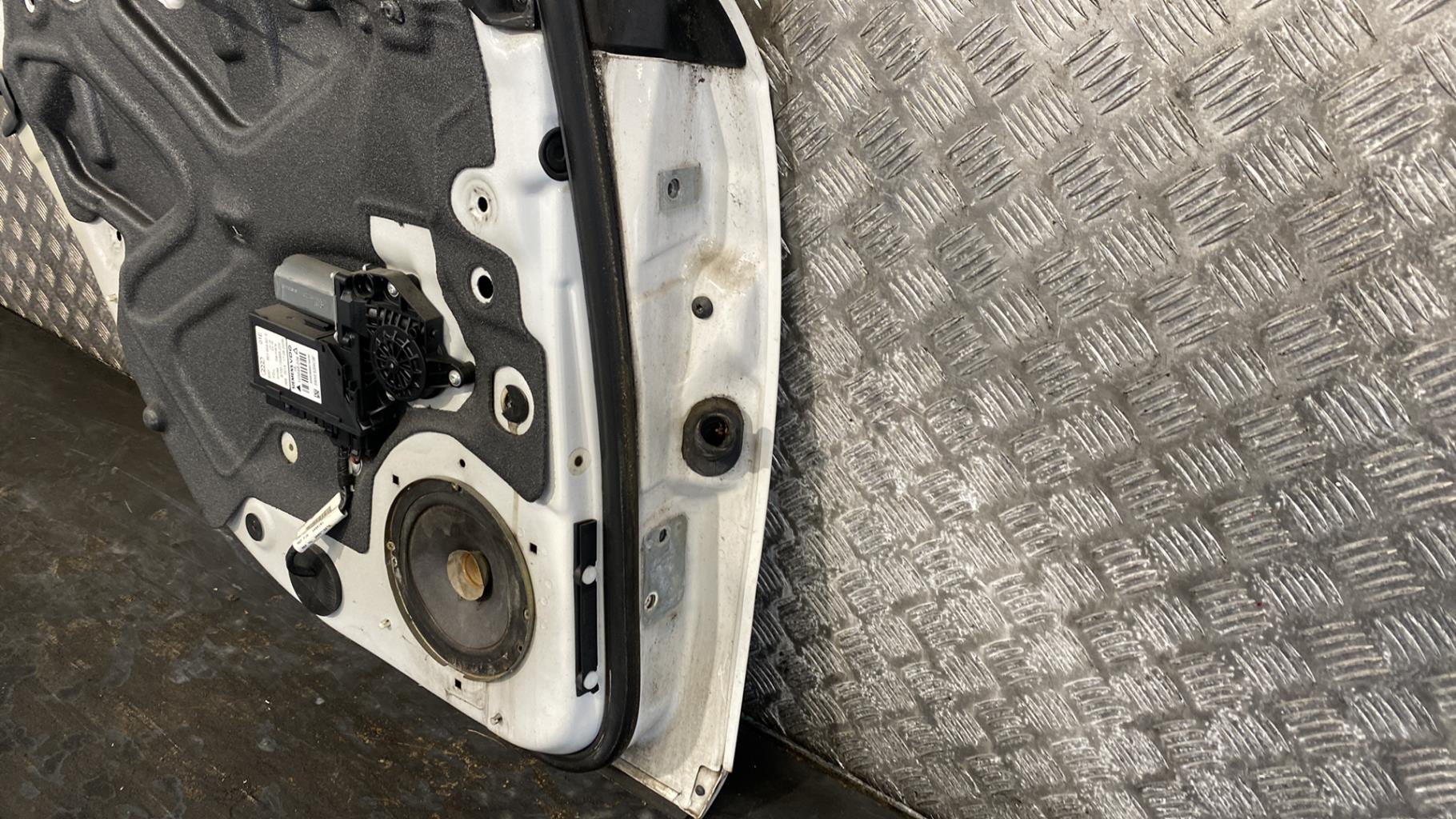 Puerta trasera izquierda SEAT EXEO ST BREAK Diésel - 1