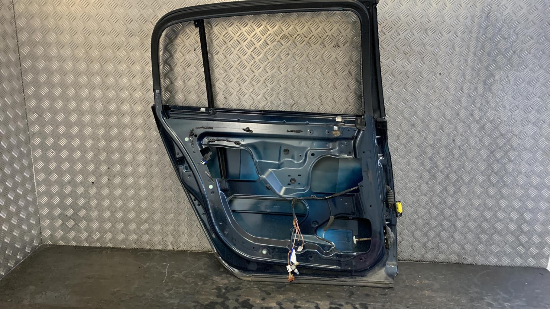 Puerta trasera izquierda RENAULT VEL SATIS PHASE 1 Gasolina - 1