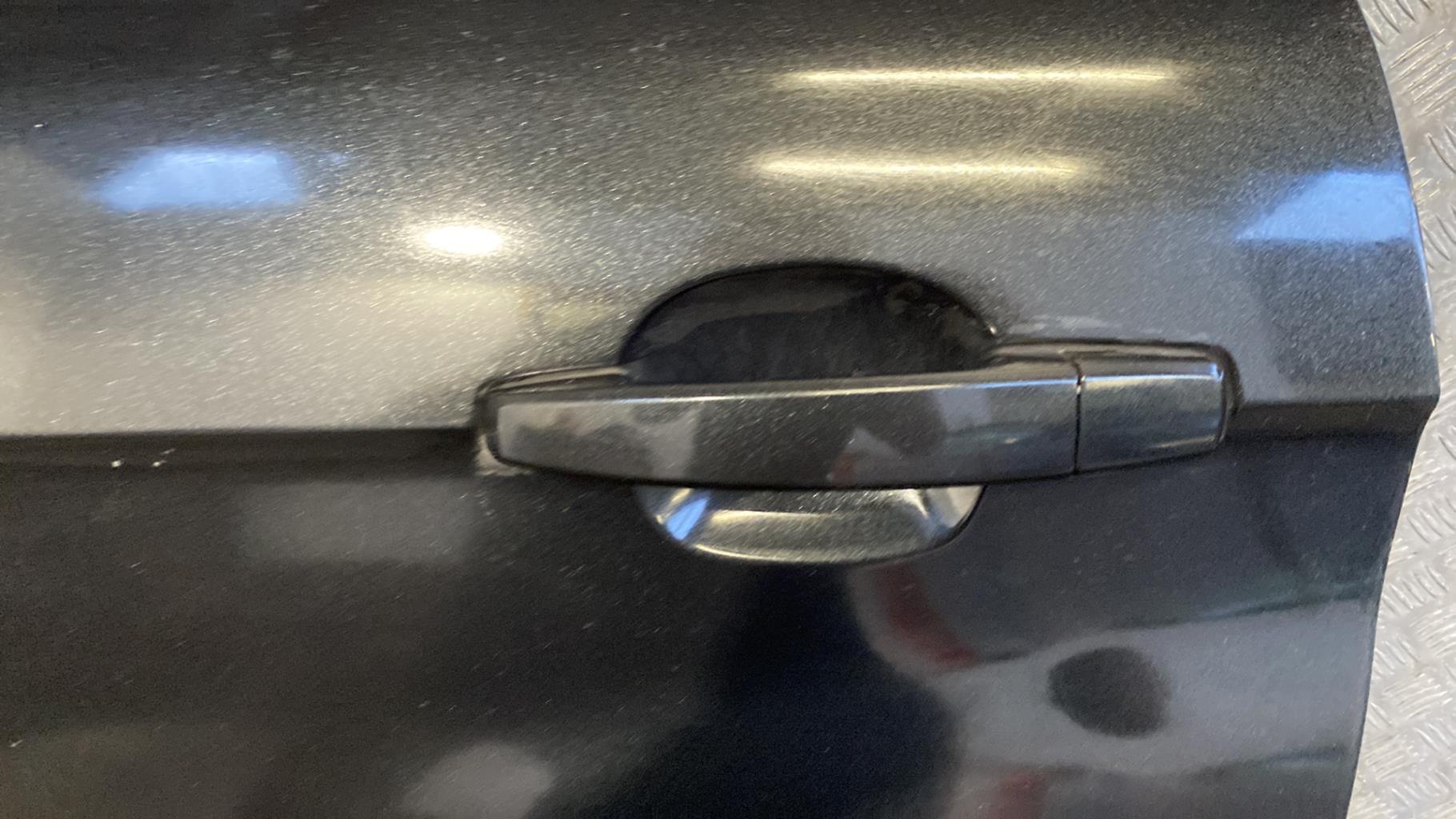 Porte arriere gauche CHEVROLET CAPTIVA PHASE 1 Diesel - 1