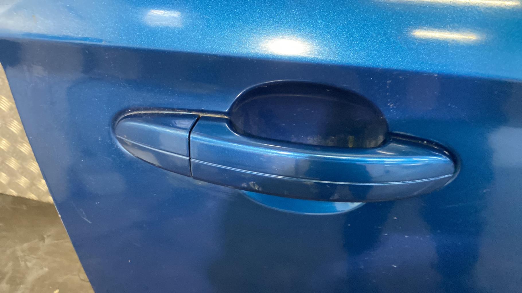 Portiera anteriore destra FORD MONDEO 3 PHASE 1 Diésel - 1