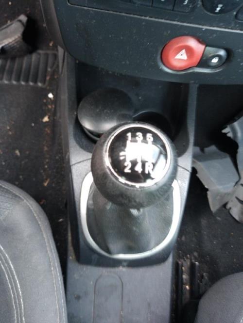 Poignée Intérieure Arrière Gauche Pour Renault Clio 3 Phase 2 - Référence 8201053836, Occasion