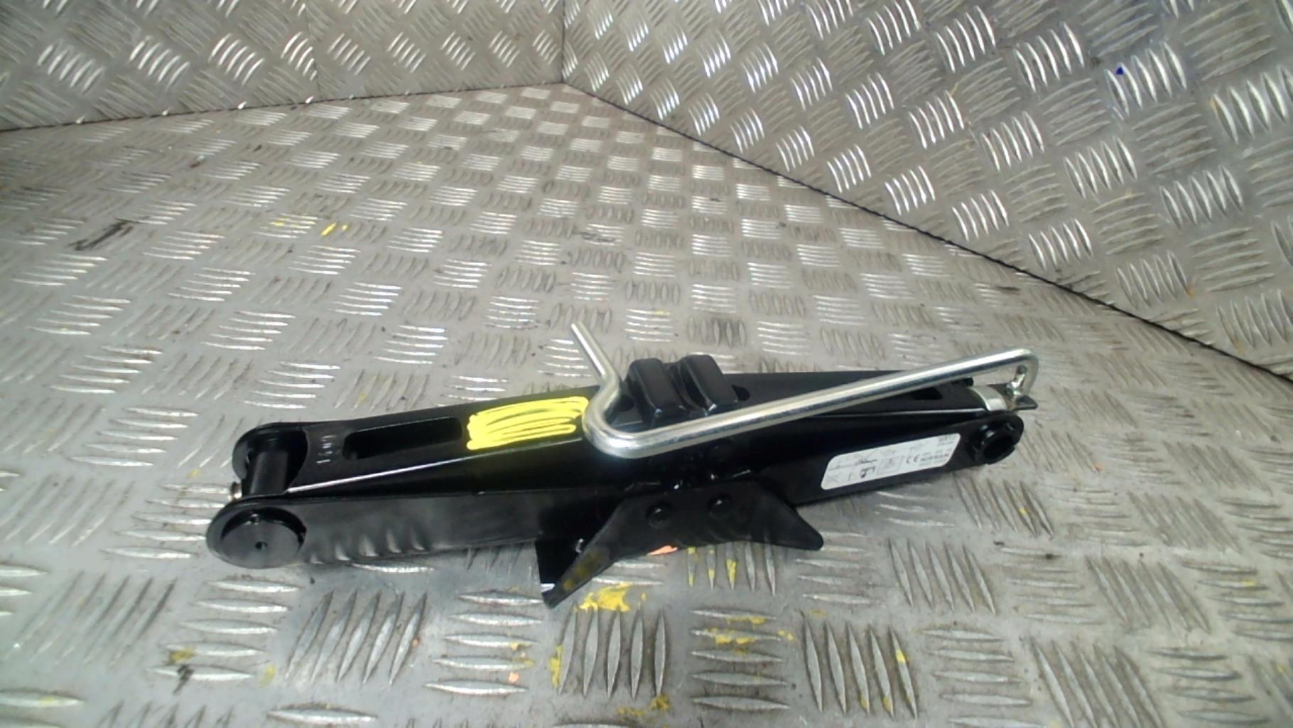 Cric NISSAN NOTE 1 PHASE 2 Diesel - 1