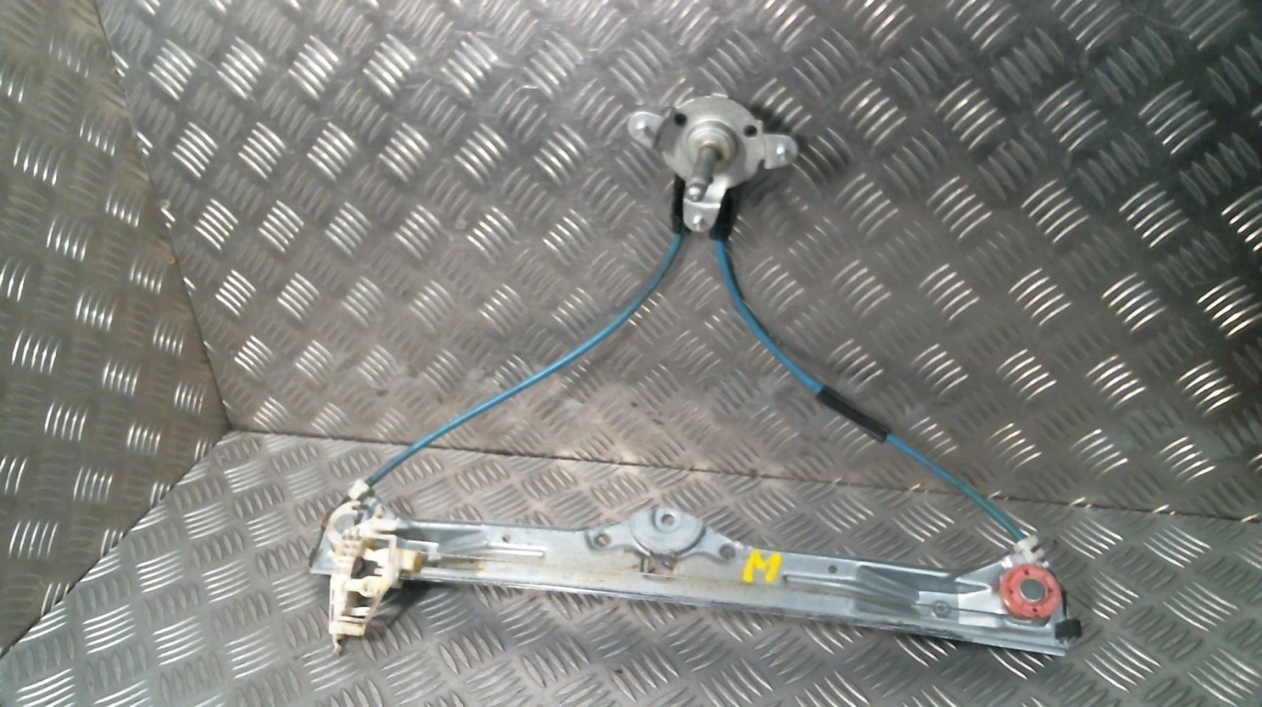 Alzacristalli manuale posteriore destro FIAT BRAVO 2 Diésel - 1