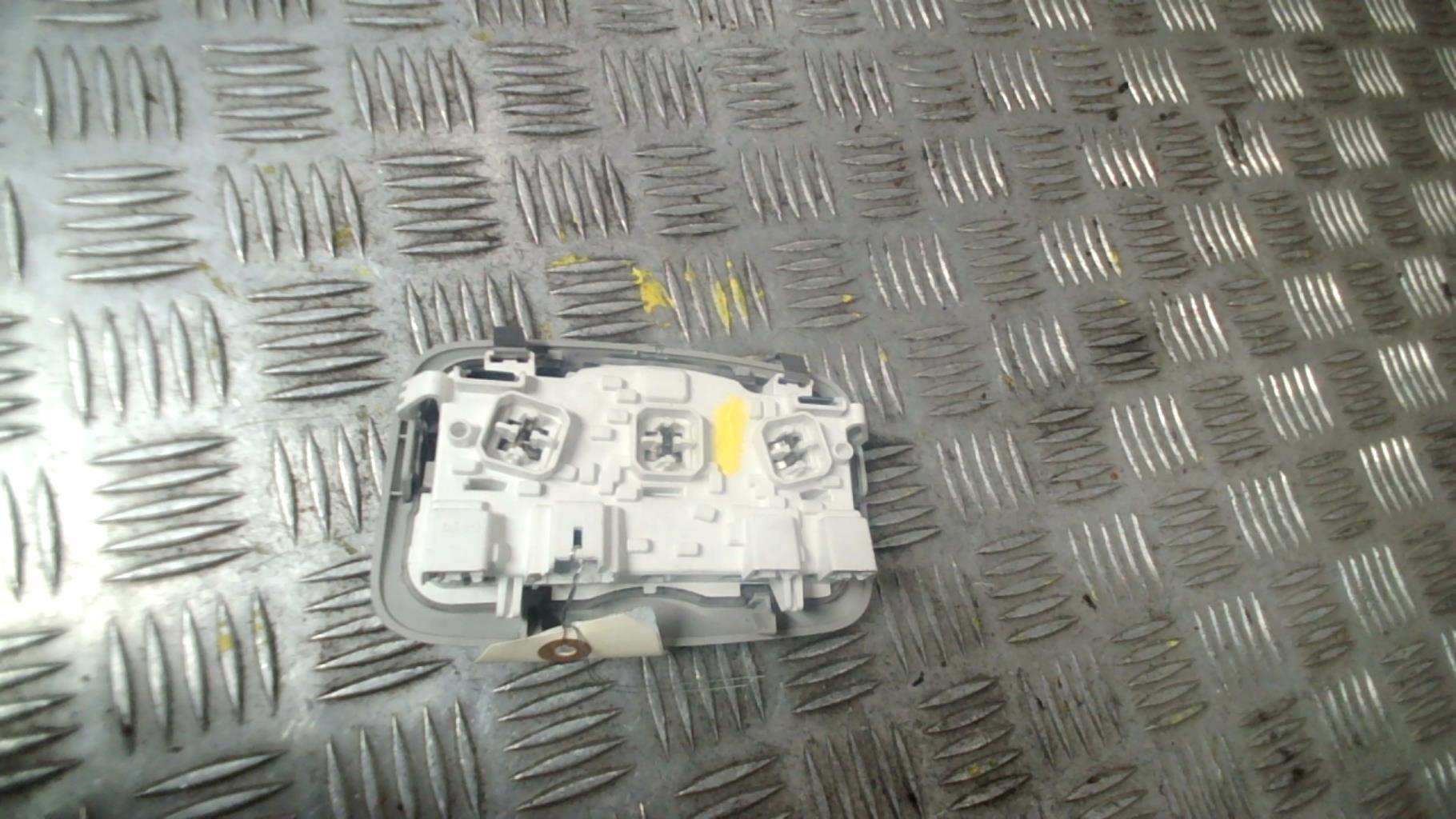 Eclairage de plafonnier CITROEN C4 2 PHASE 1 Diesel - 1