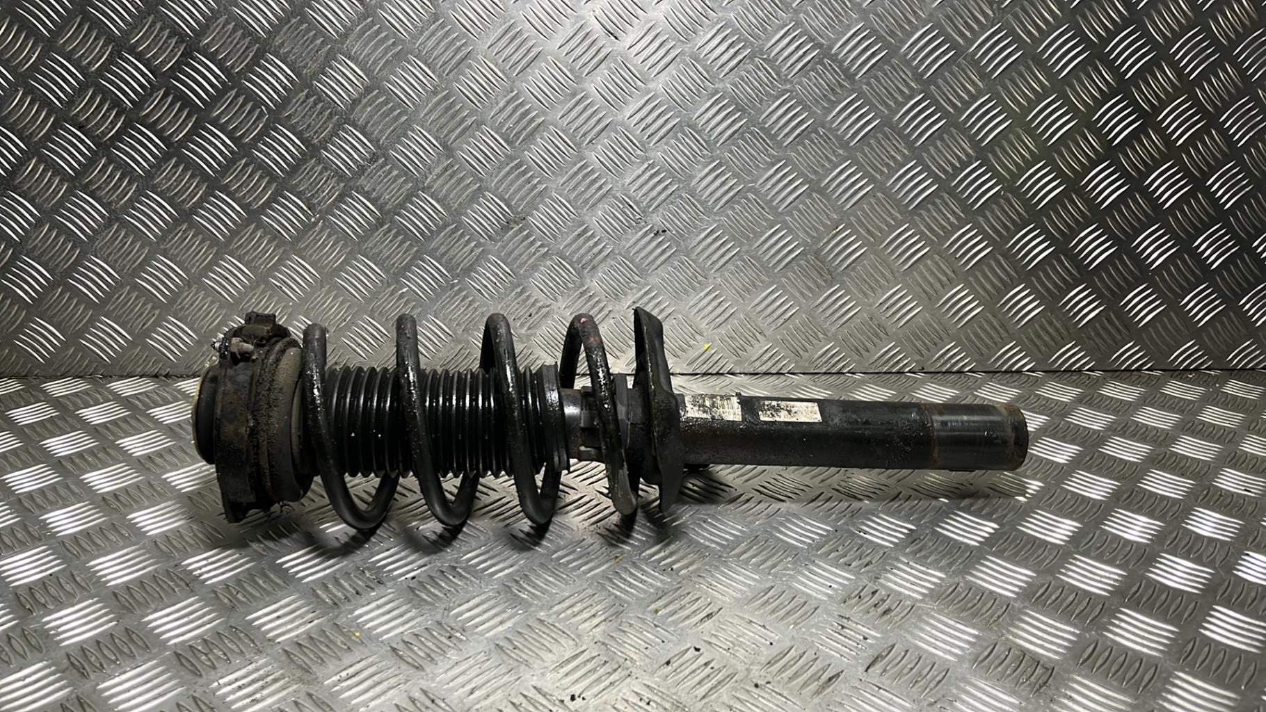 Ammortizzatore anteriore destro VOLKSWAGEN GOLF 6 Diésel - 1