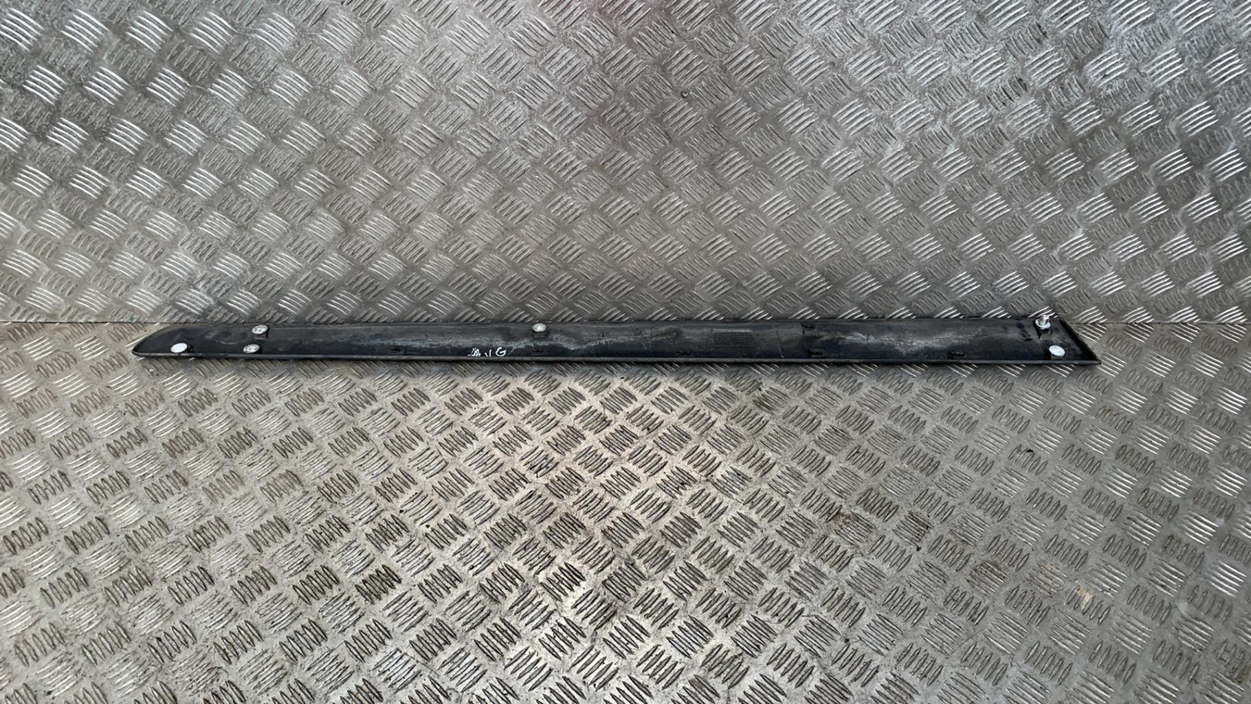 Modanatura portiera anteriore sinistra CITROEN XSARA PHASE 1 COUPE Diésel - 1