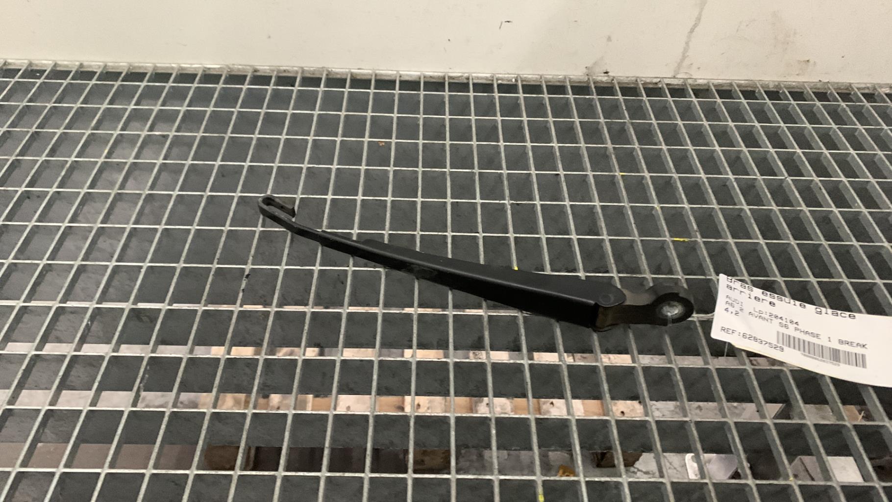 Braccio tergicristallo posteriore AUDI A6 2 AVANT S6 PHASE 2 BREAK  - 1