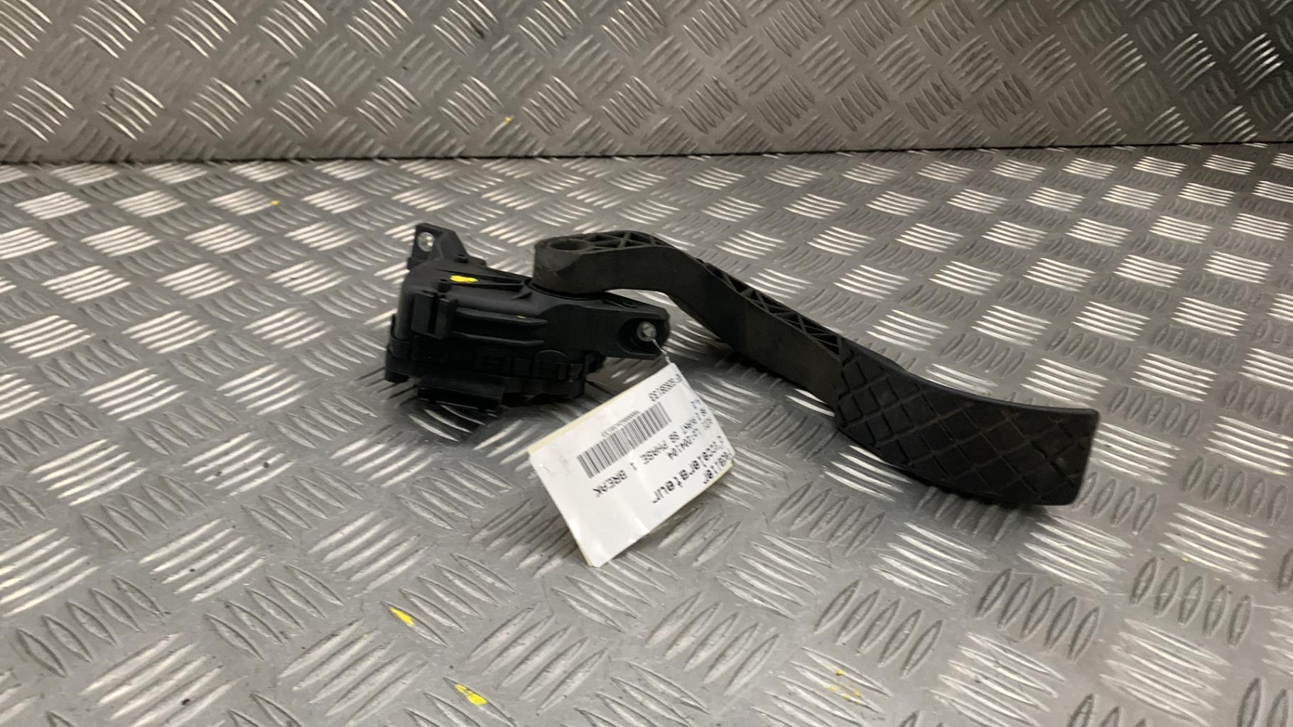 Pedale acceleratore AUDI A6 2 AVANT S6 PHASE 2 BREAK  - 1