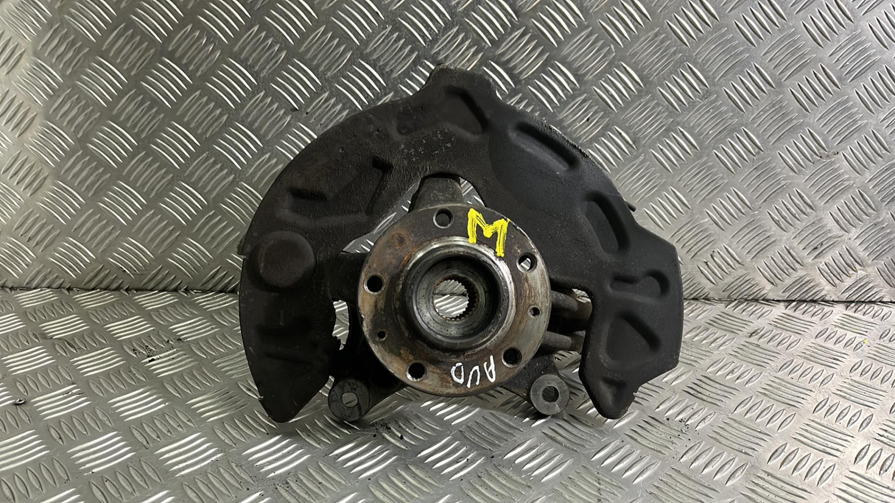 Pivot de moyeu avant droit PEUGEOT 508 1 PHASE 1 Diesel - 1