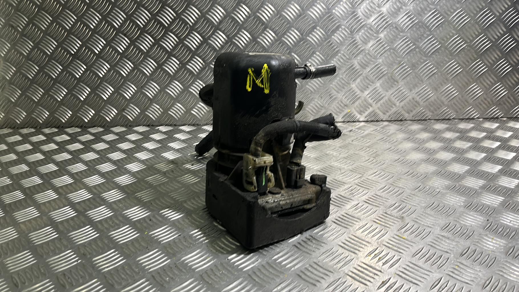Pompe de direction CITROEN C5 2 Diesel - 1