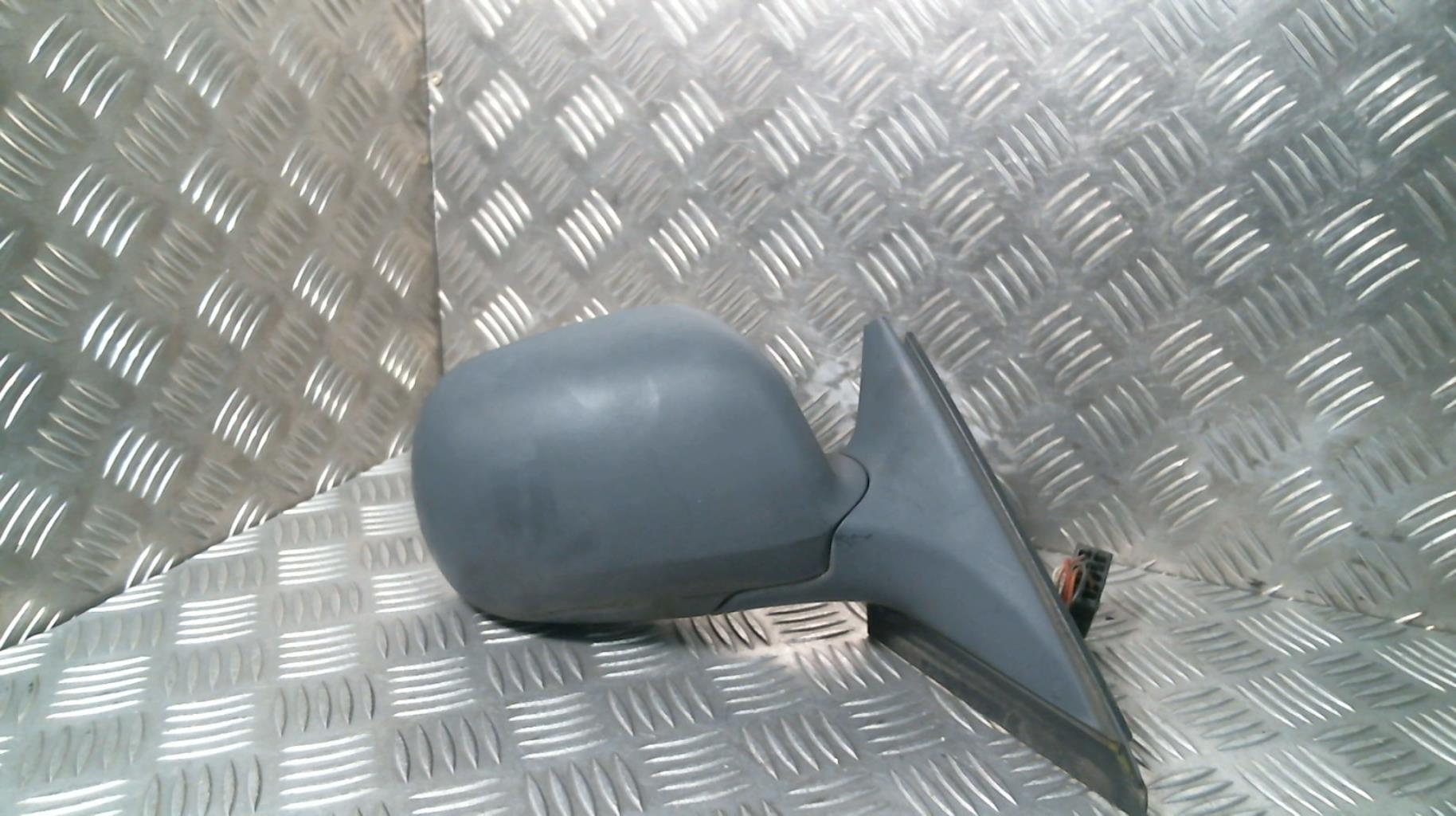 Retrovisor derecho AUDI A4 1 PHASE 1 Diésel - 1