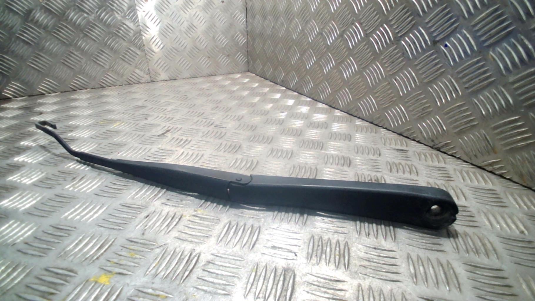 Braccio tergicristallo anteriore destro SAAB 9.3 2 SPORT HATCH PHASE 1 BREAK Diésel - 1