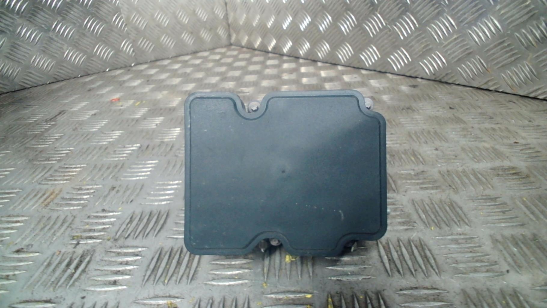 Blocco ABS (antibloccaggio freni) RENAULT TWINGO 3 PHASE 1 Gasolina - 1