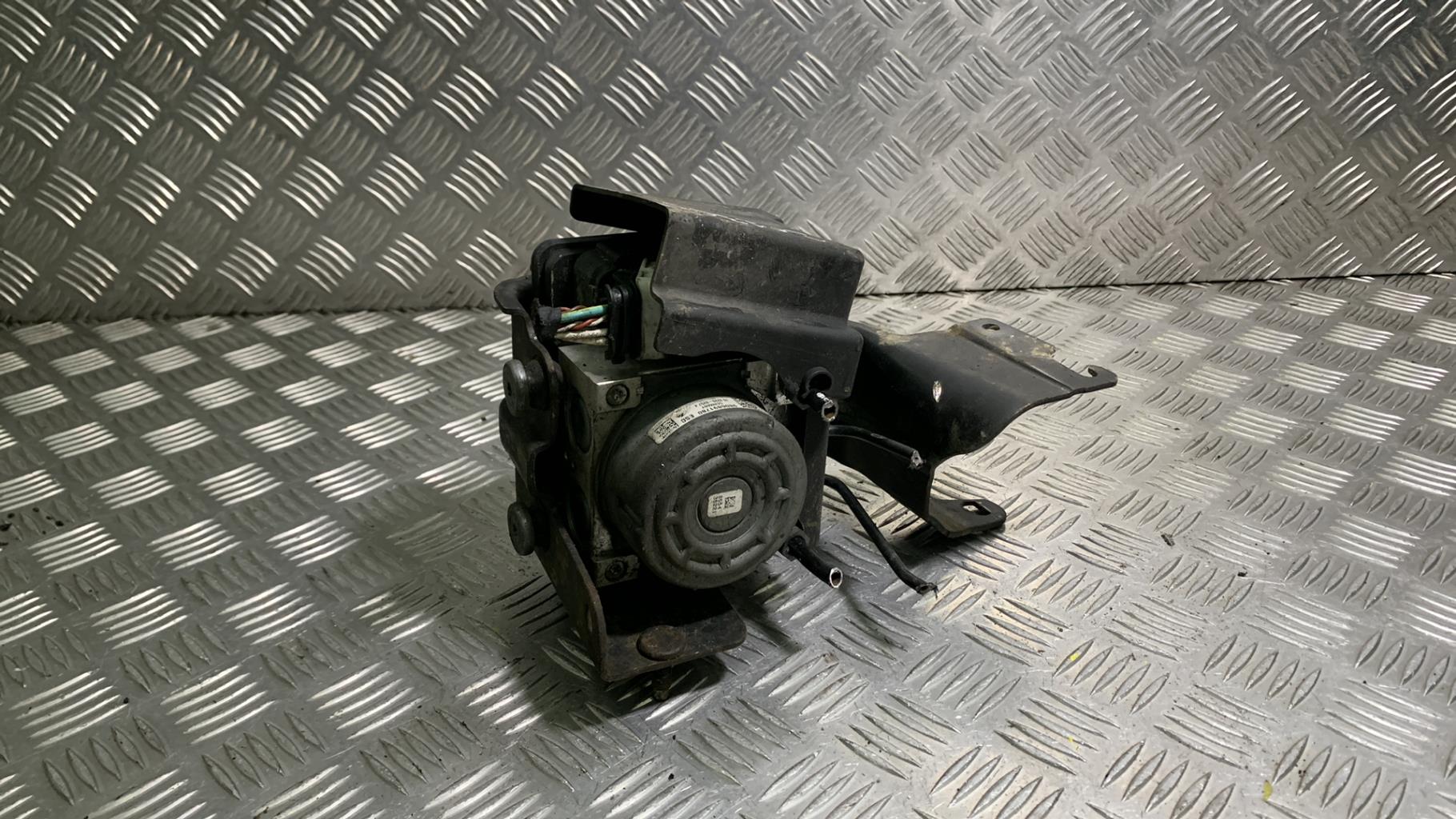 Blocco ABS (antibloccaggio freni) CITROEN DS3 CABRIOLET PHASE 1 Gasolina - 1