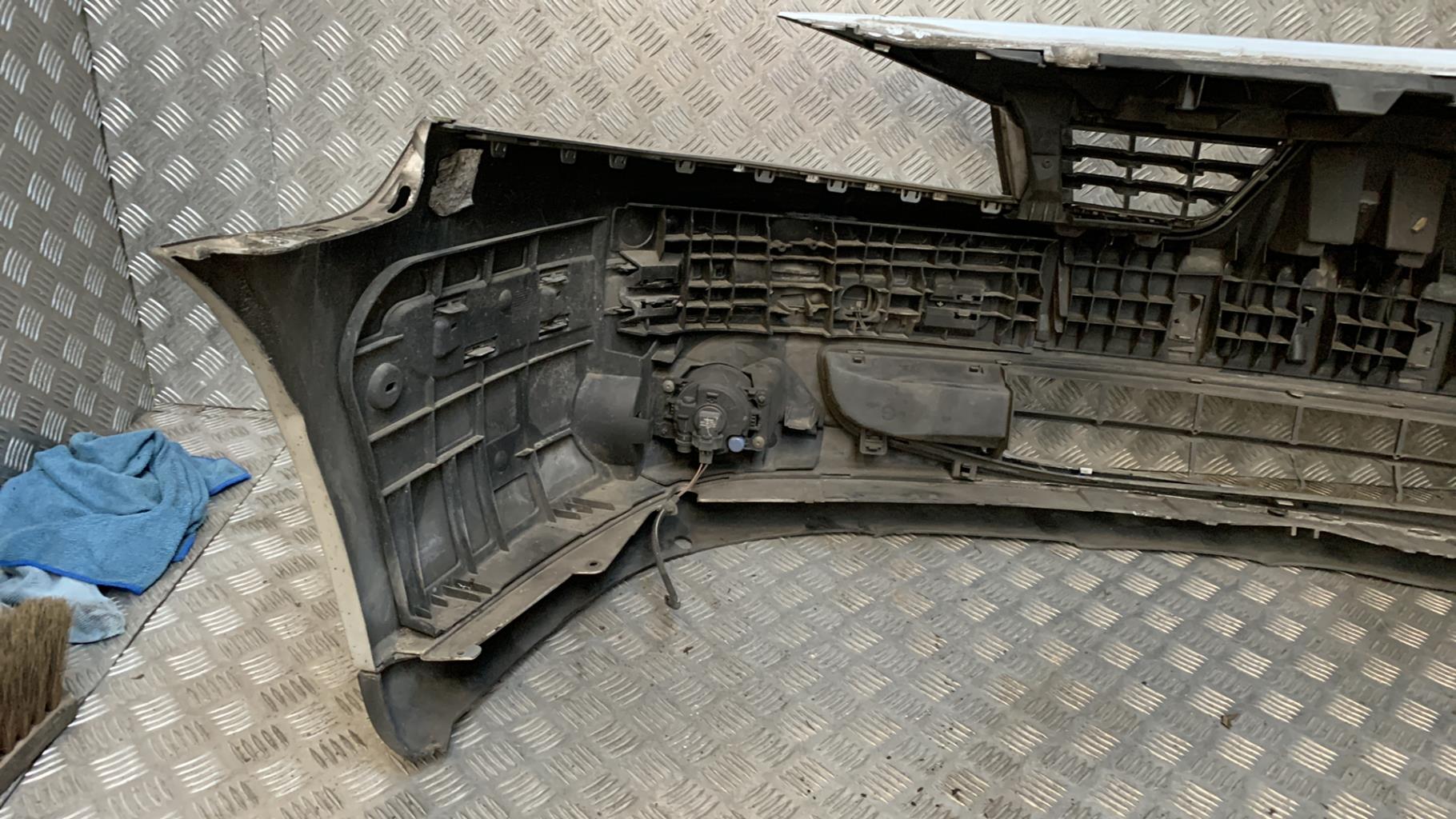 Paraurti anteriore RENAULT LAGUNA 2 PHASE 2 Diésel - 1