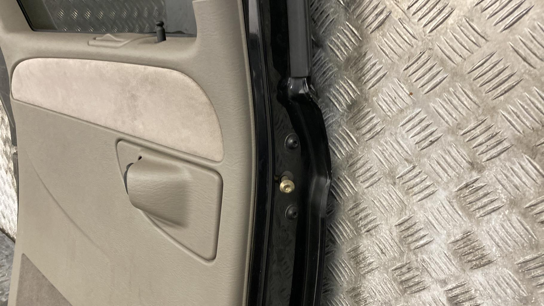 Portiera laterale sinistra CHRYSLER GRAND VOYAGER 4 PHASE 1 Gasolina - 1