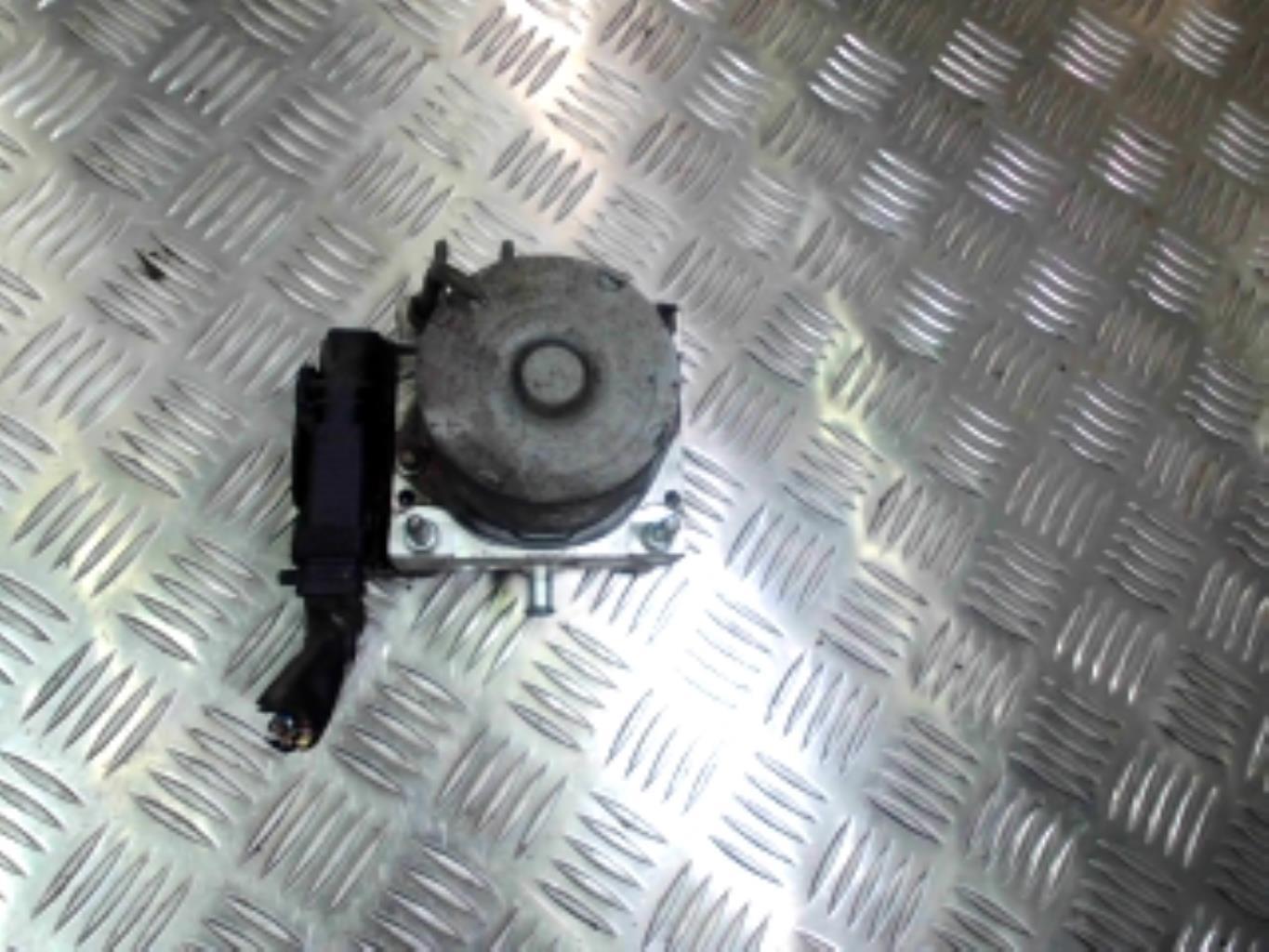 Blocco ABS (antibloccaggio freni) NISSAN PRIMERA 4 Gasolina - 1